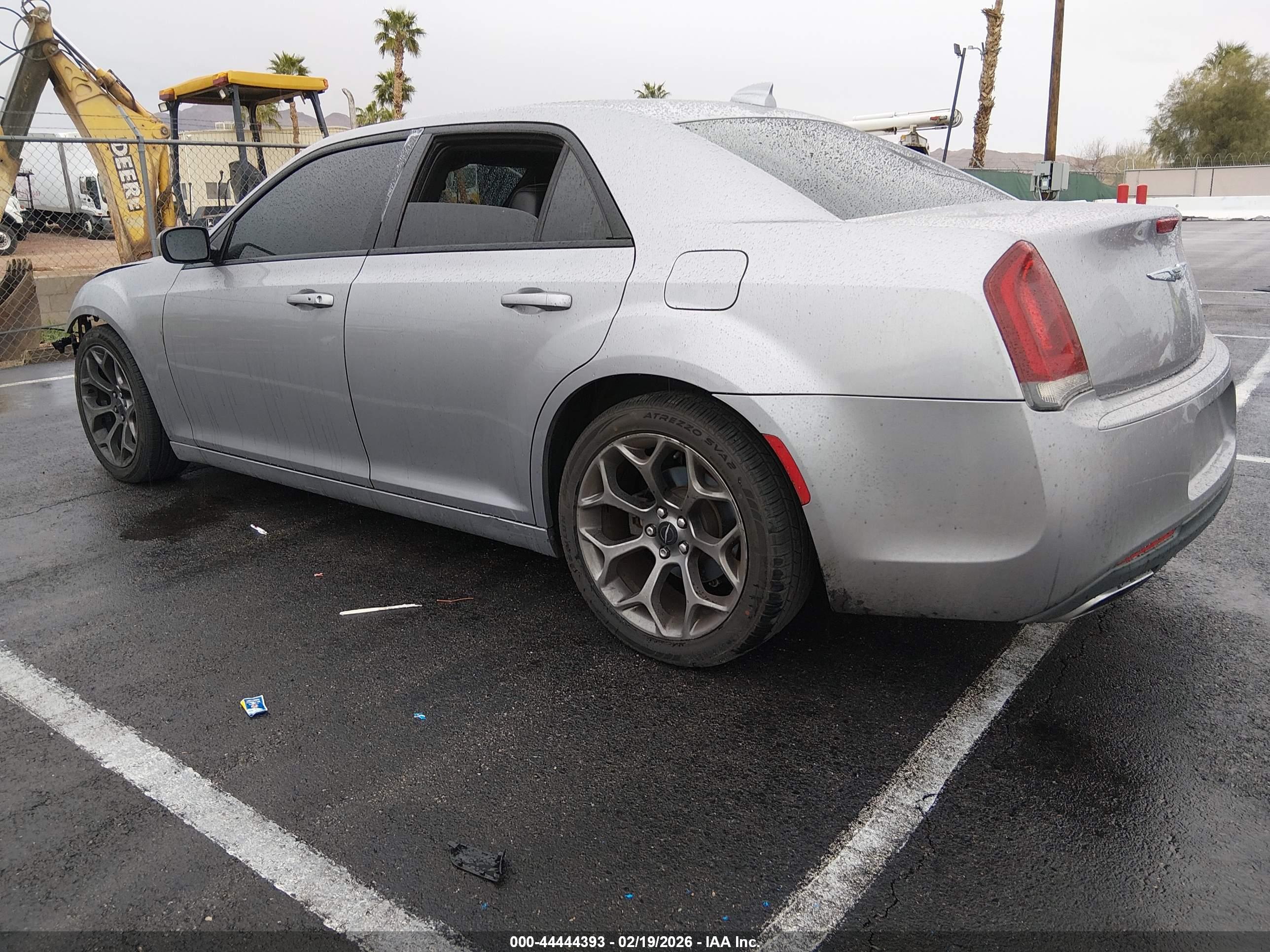 CHRYSLER 300 image 3