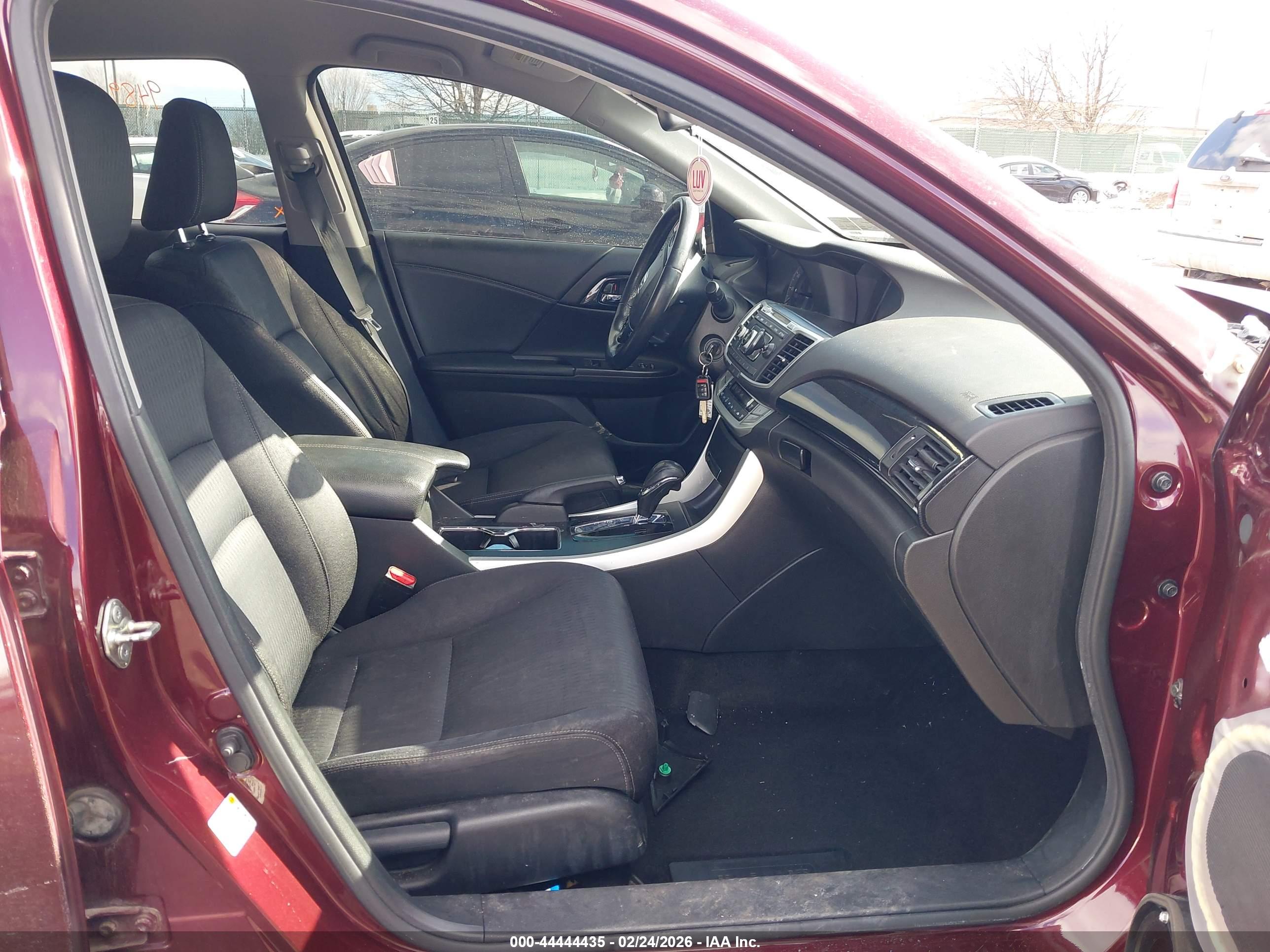 HONDA ACCORD image 5