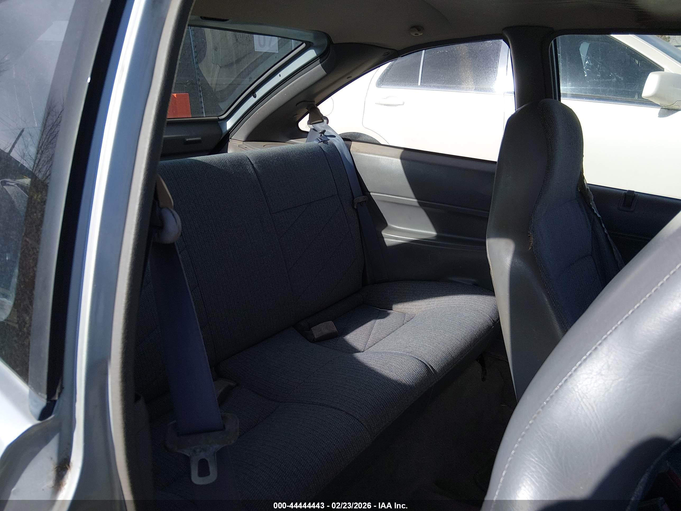FORD ASPIRE image 8