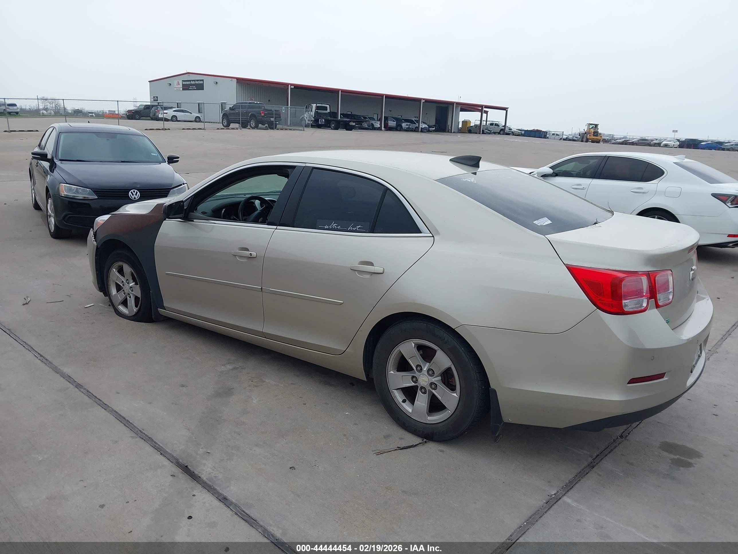 CHEVROLET MALIBU image 3