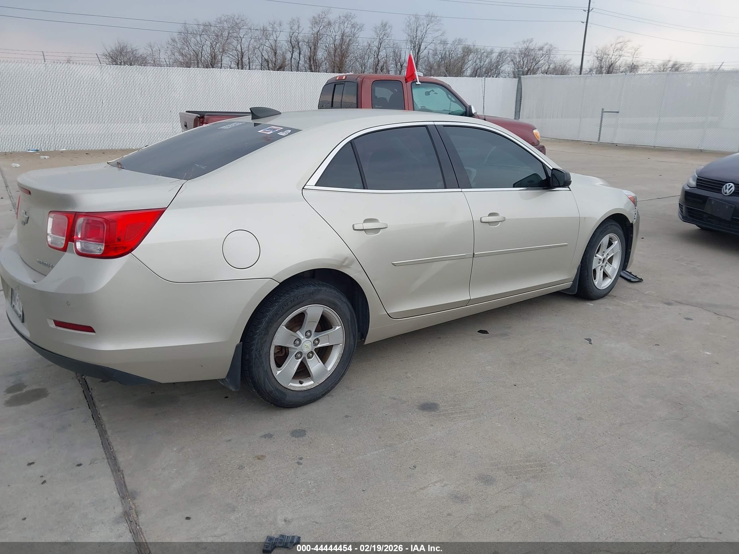 CHEVROLET MALIBU image 4