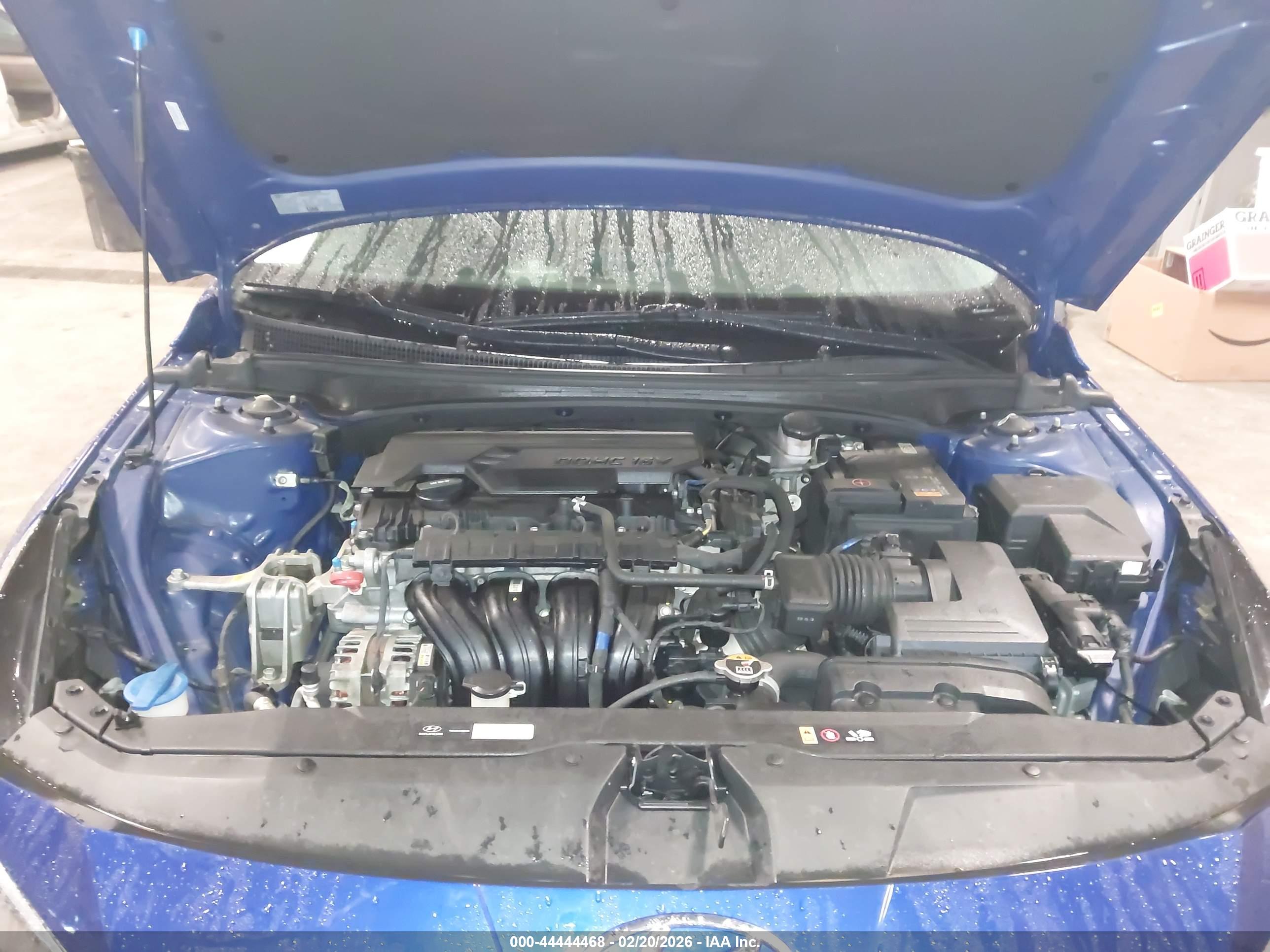 HYUNDAI ELANTRA image 10