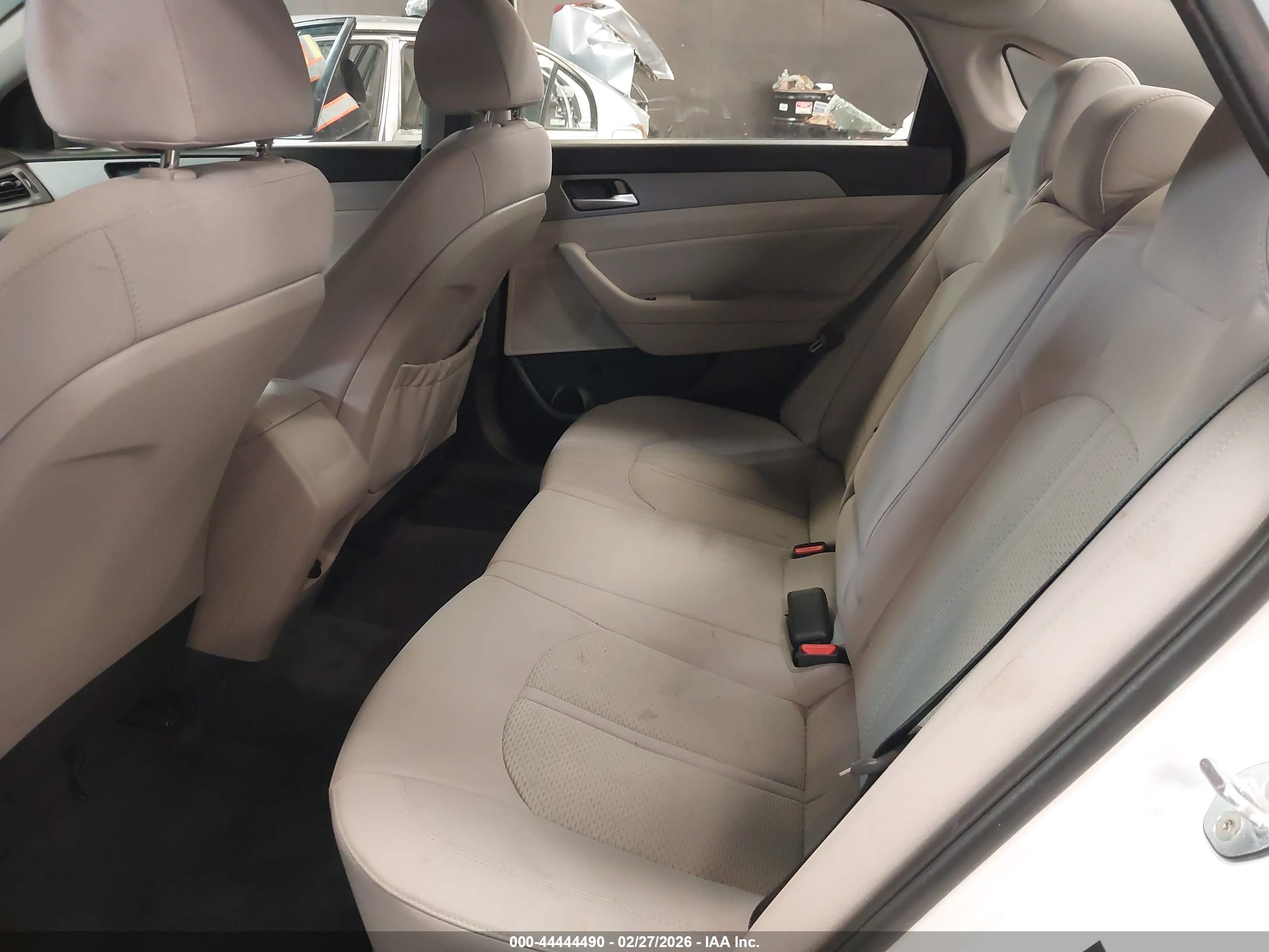 HYUNDAI SONATA image 8