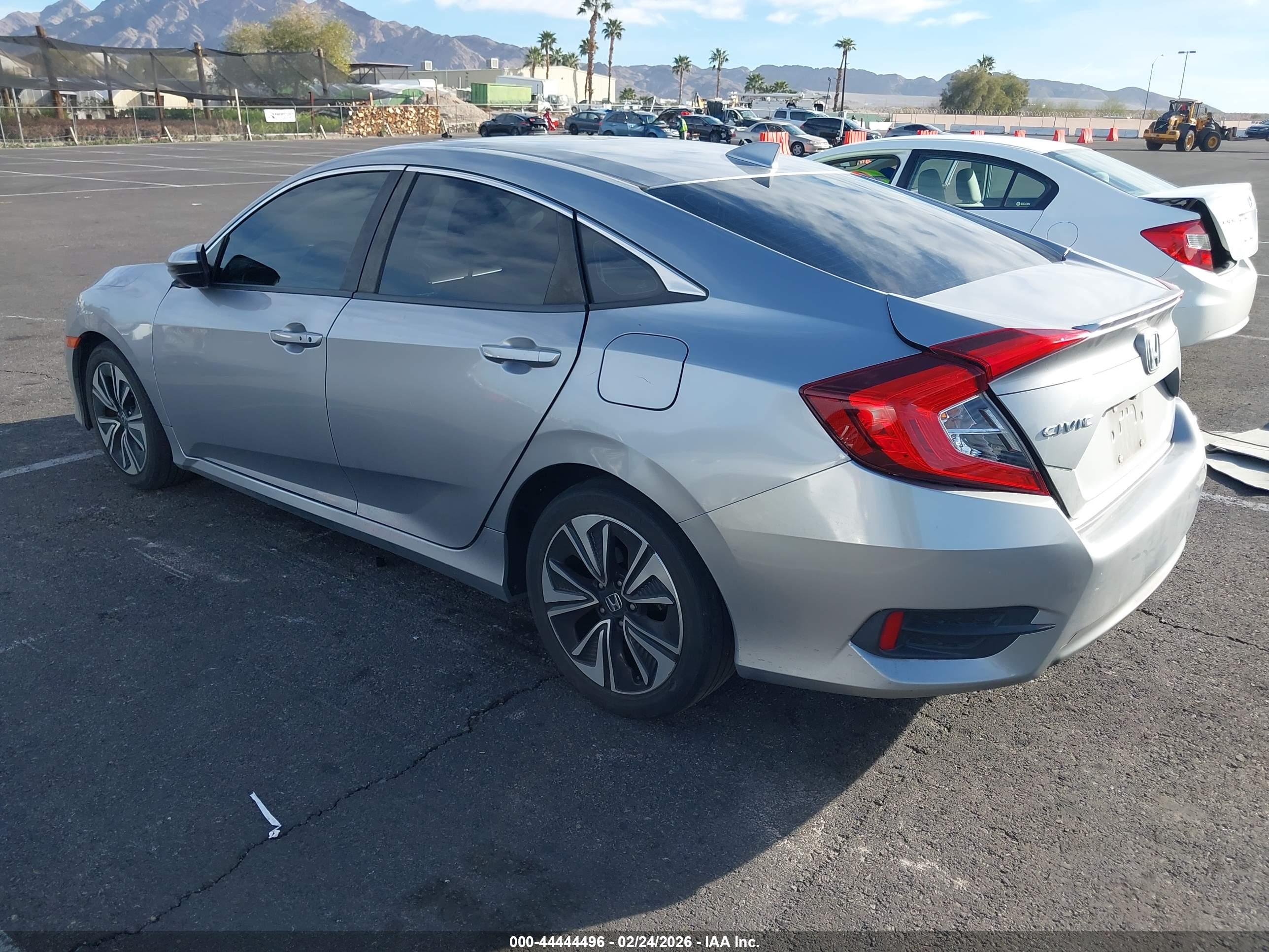 HONDA CIVIC image 3