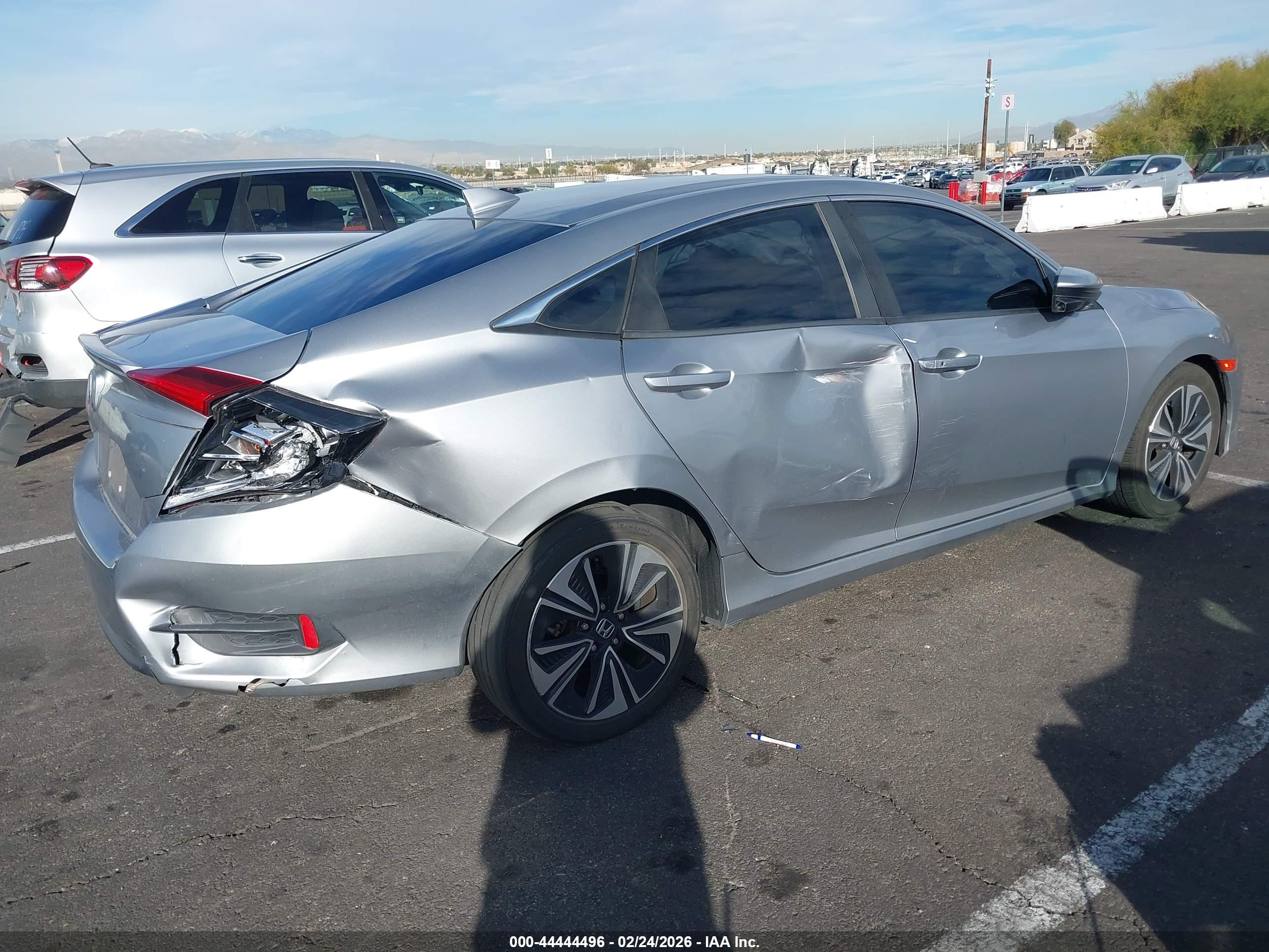 HONDA CIVIC image 4