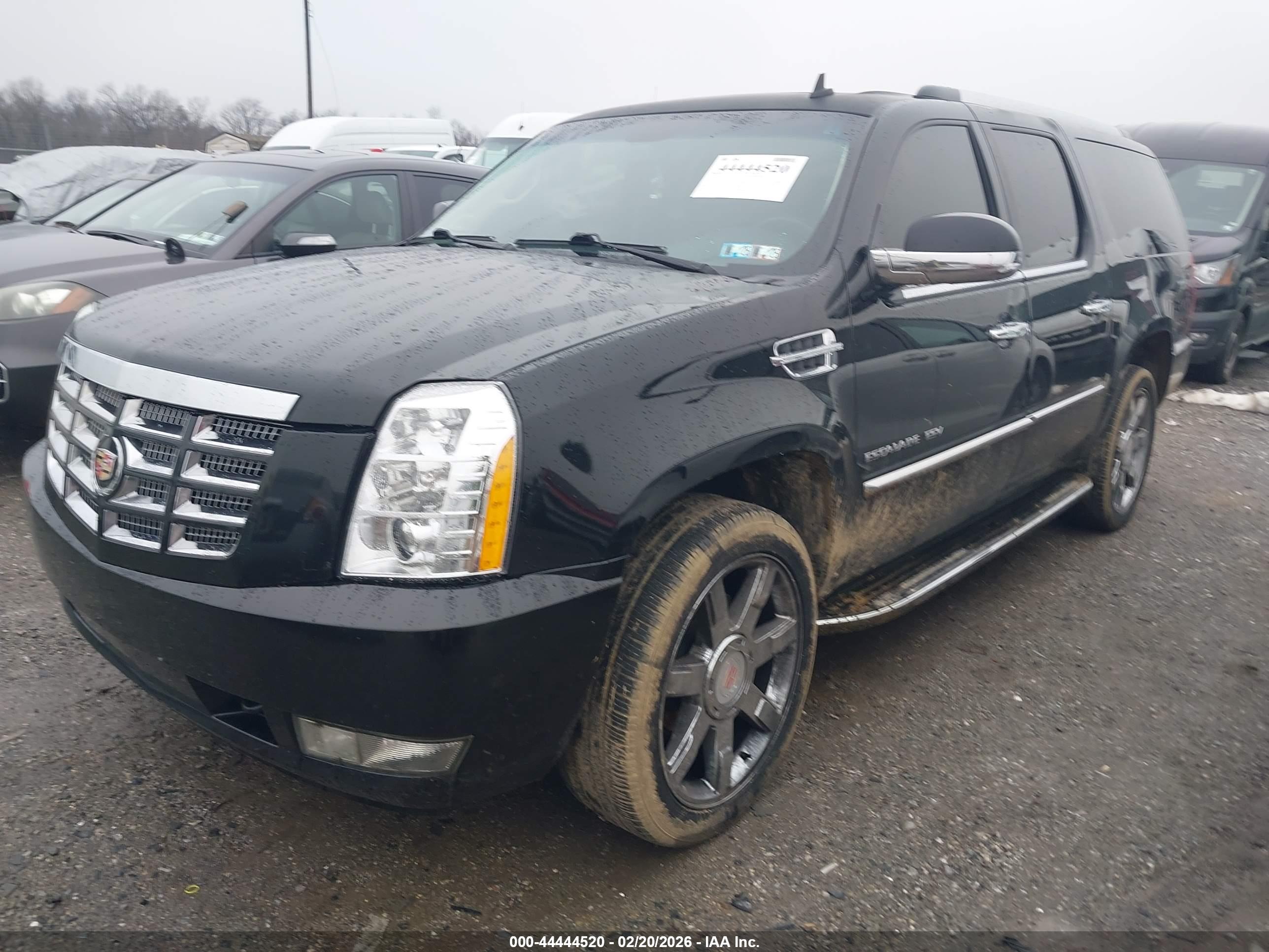 CADILLAC ESCALADE image 2