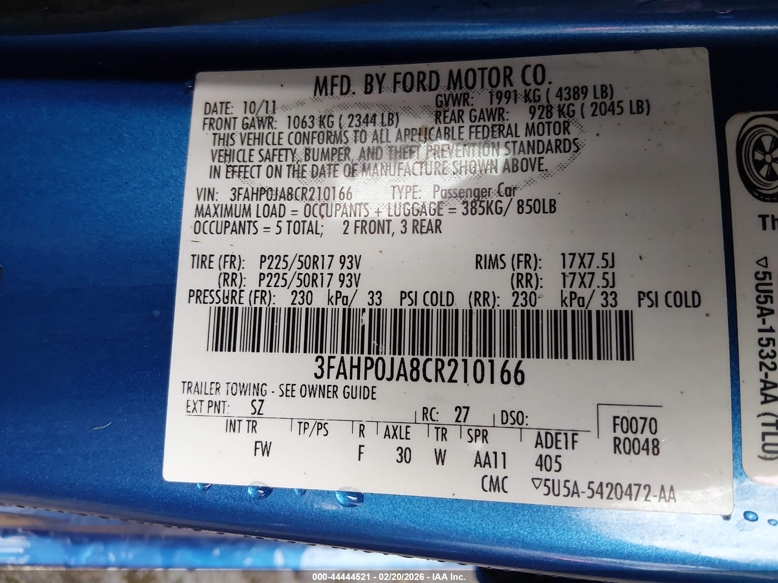 FORD FUSION image 9