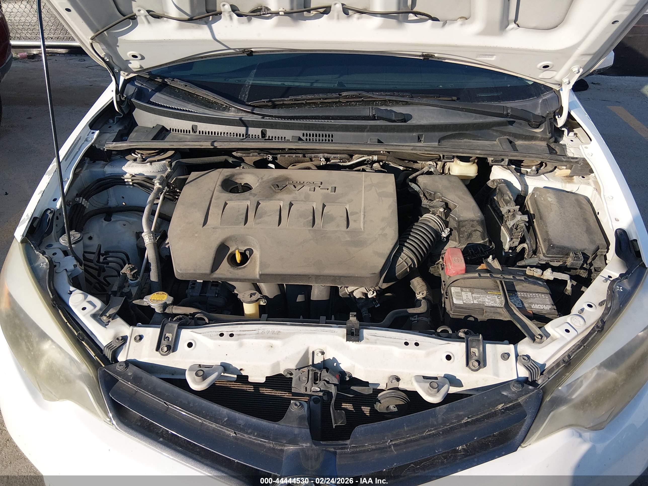 TOYOTA COROLLA image 10