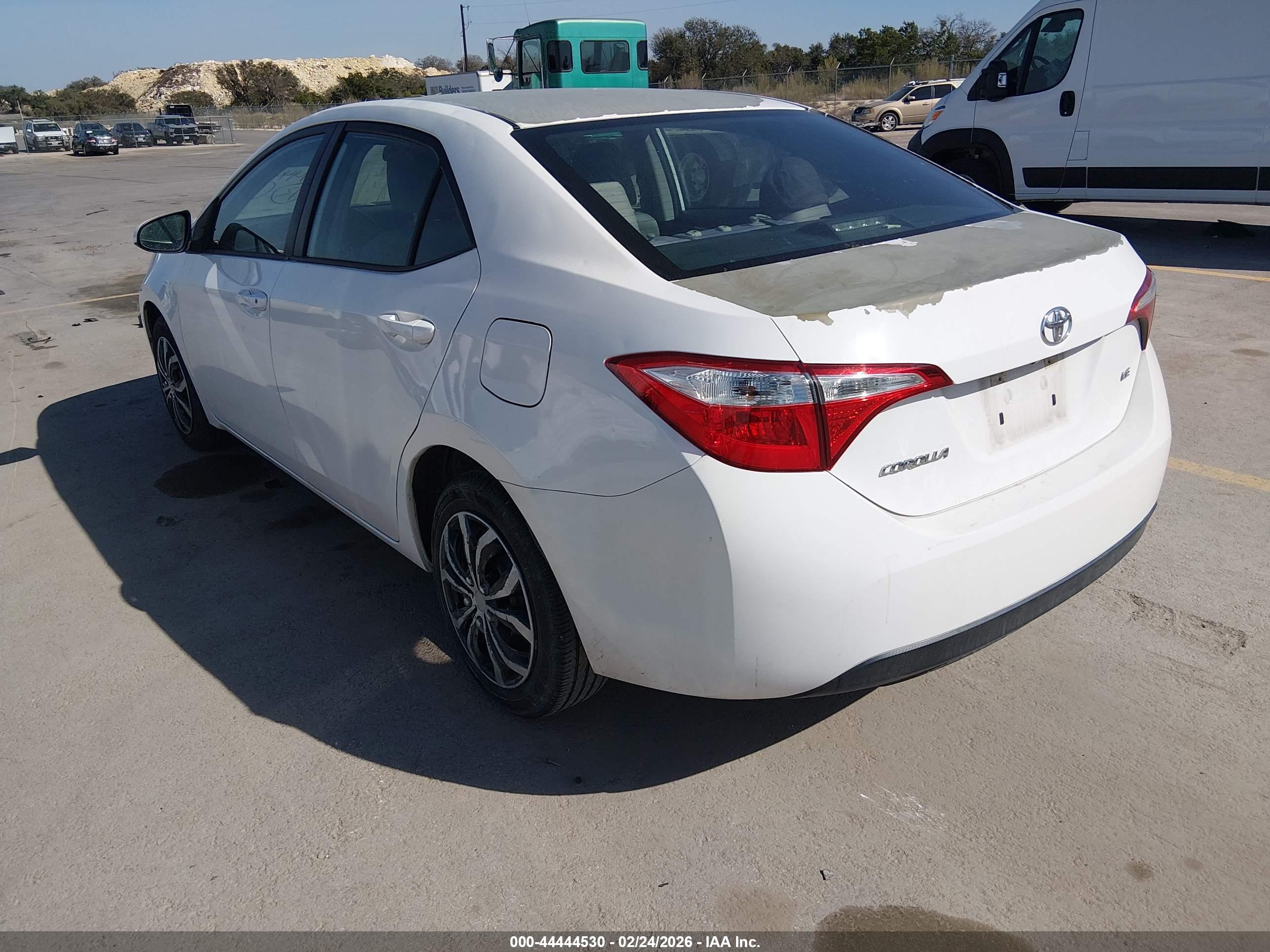 TOYOTA COROLLA image 3
