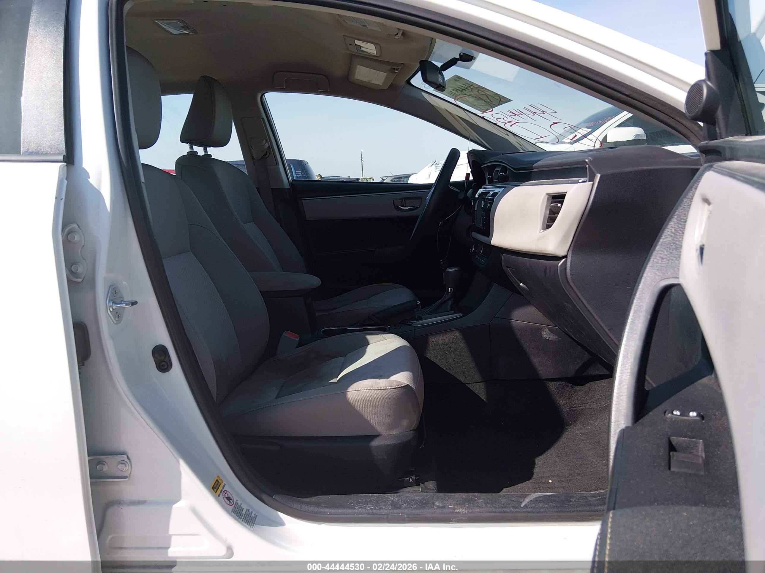 TOYOTA COROLLA image 5