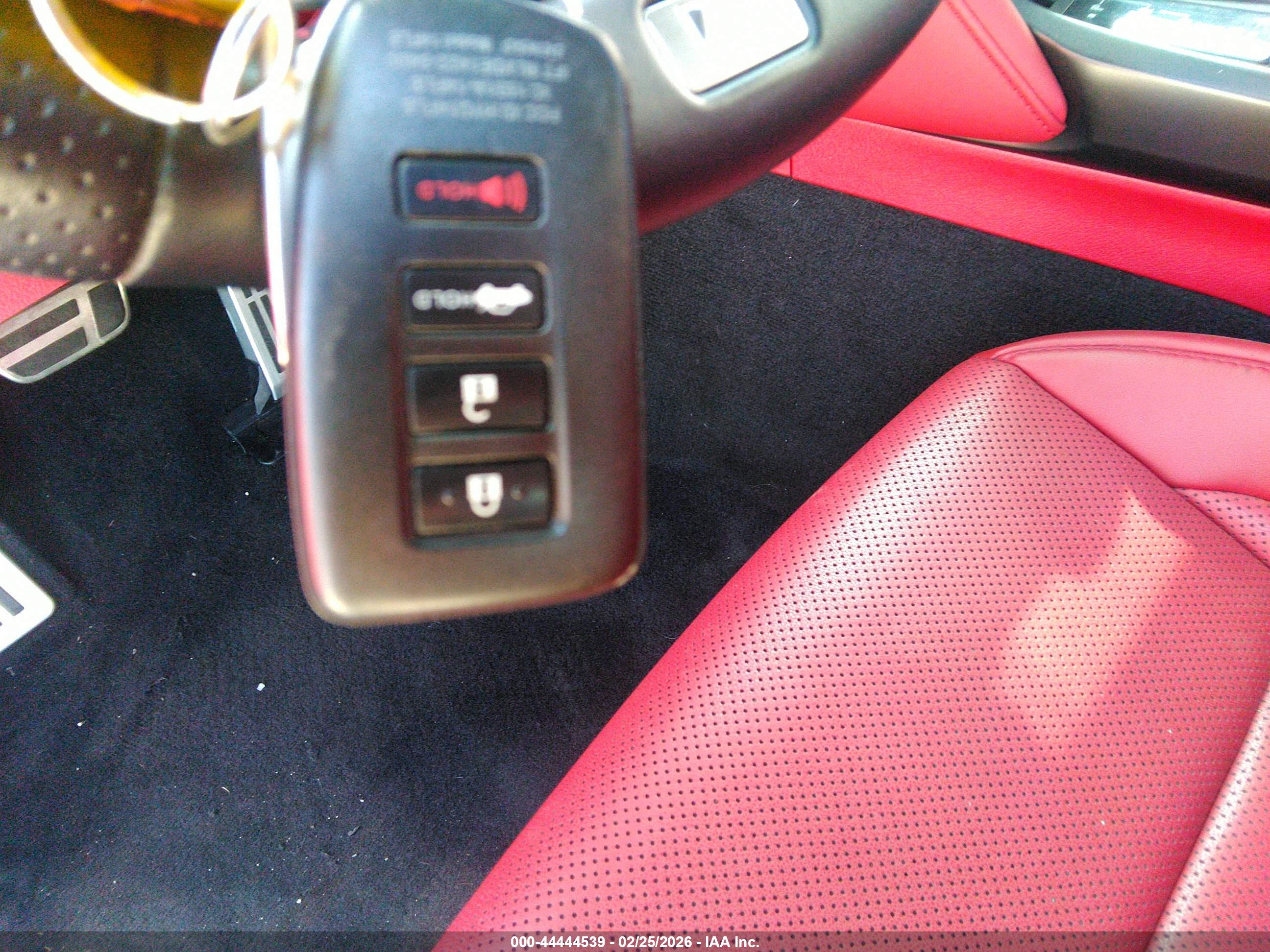 LEXUS IS image 11