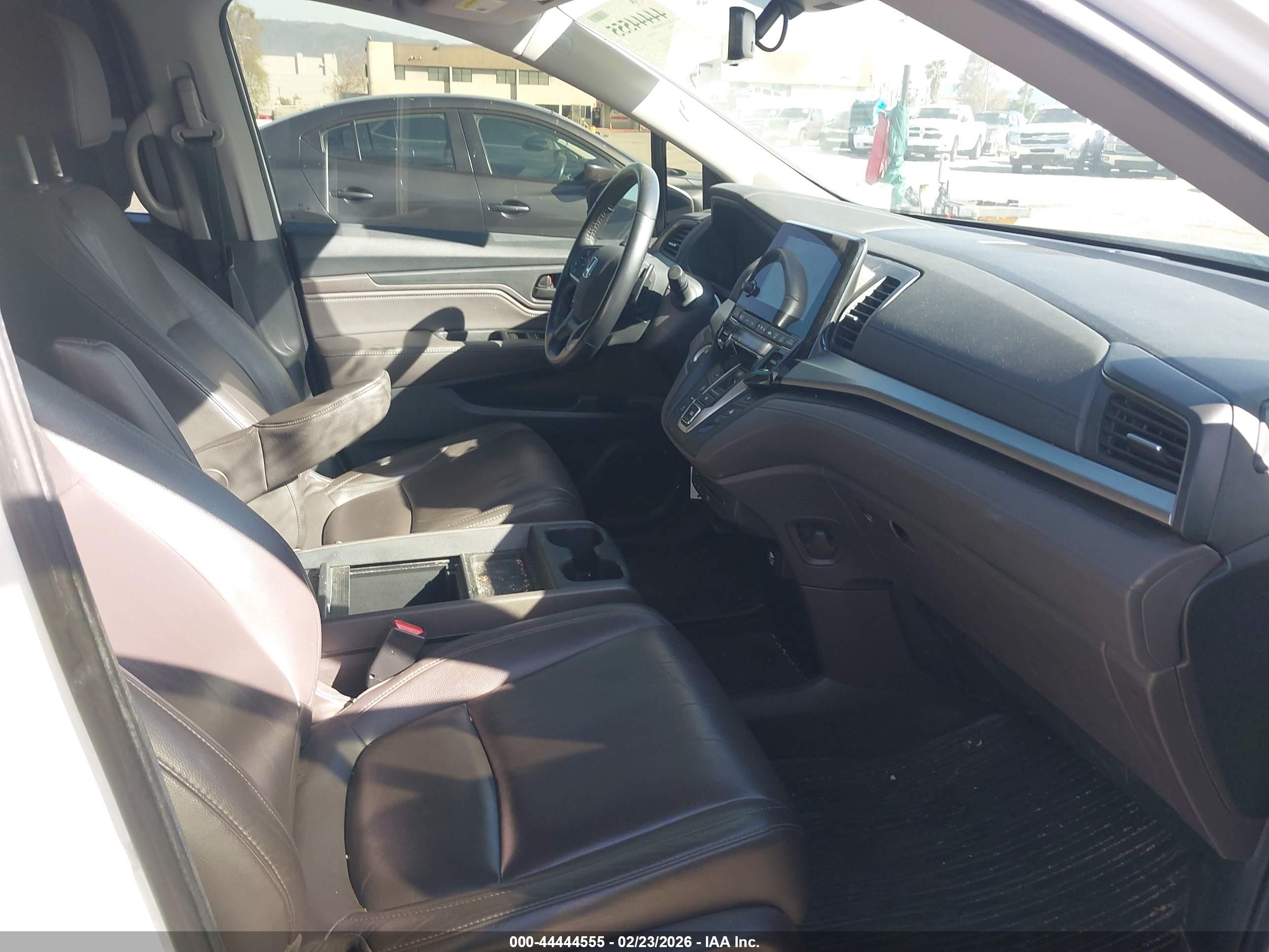 HONDA ODYSSEY image 5