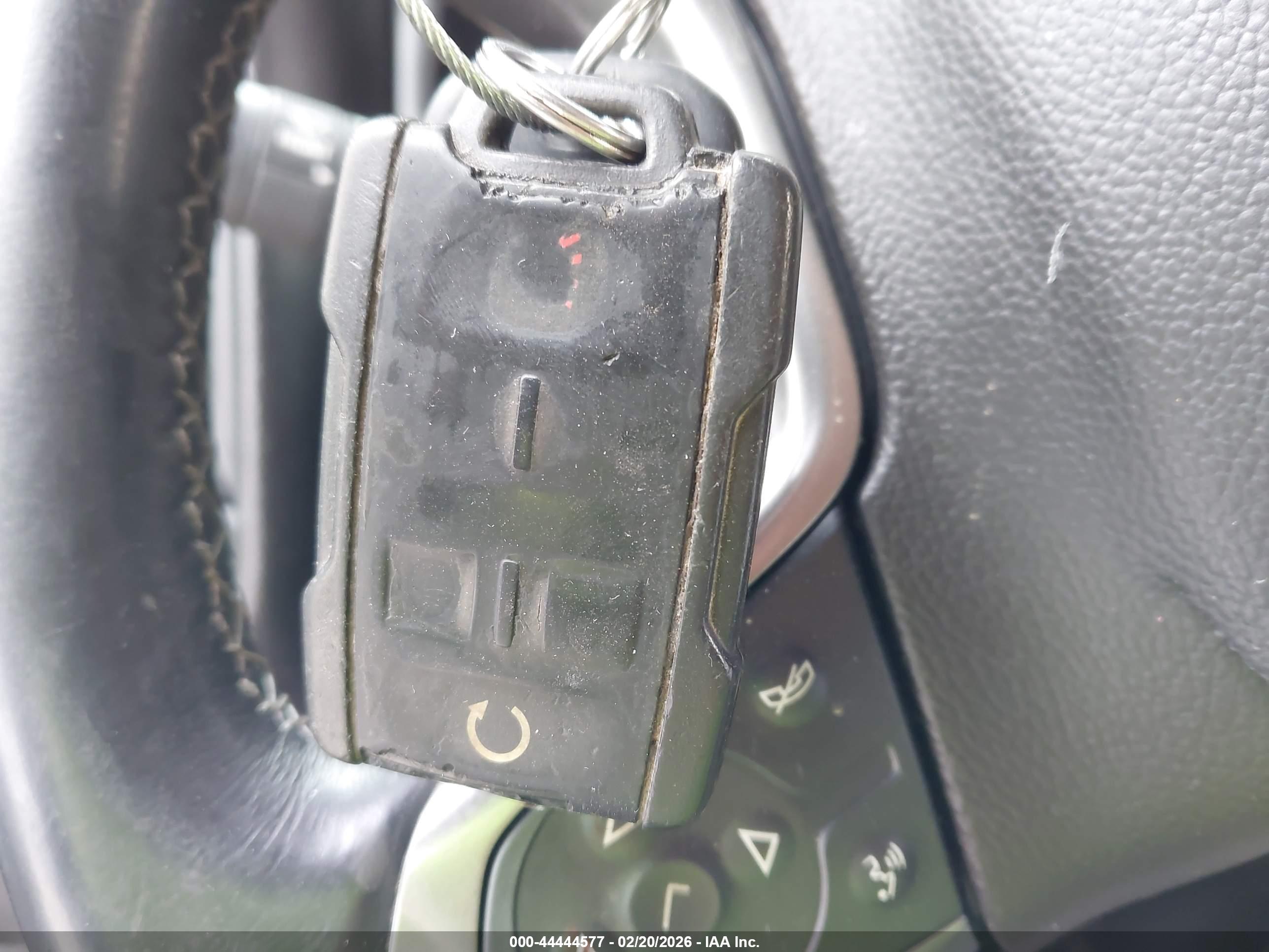 CHEVROLET SILVERADO image 11