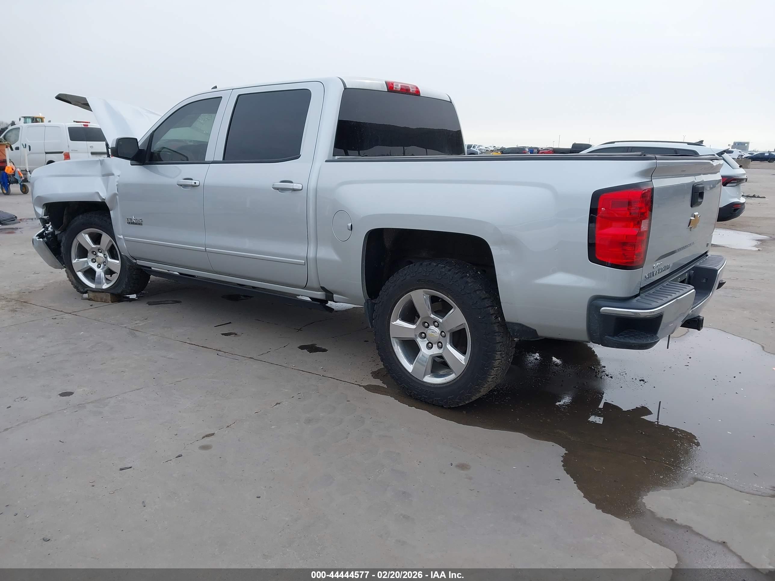 CHEVROLET SILVERADO image 3