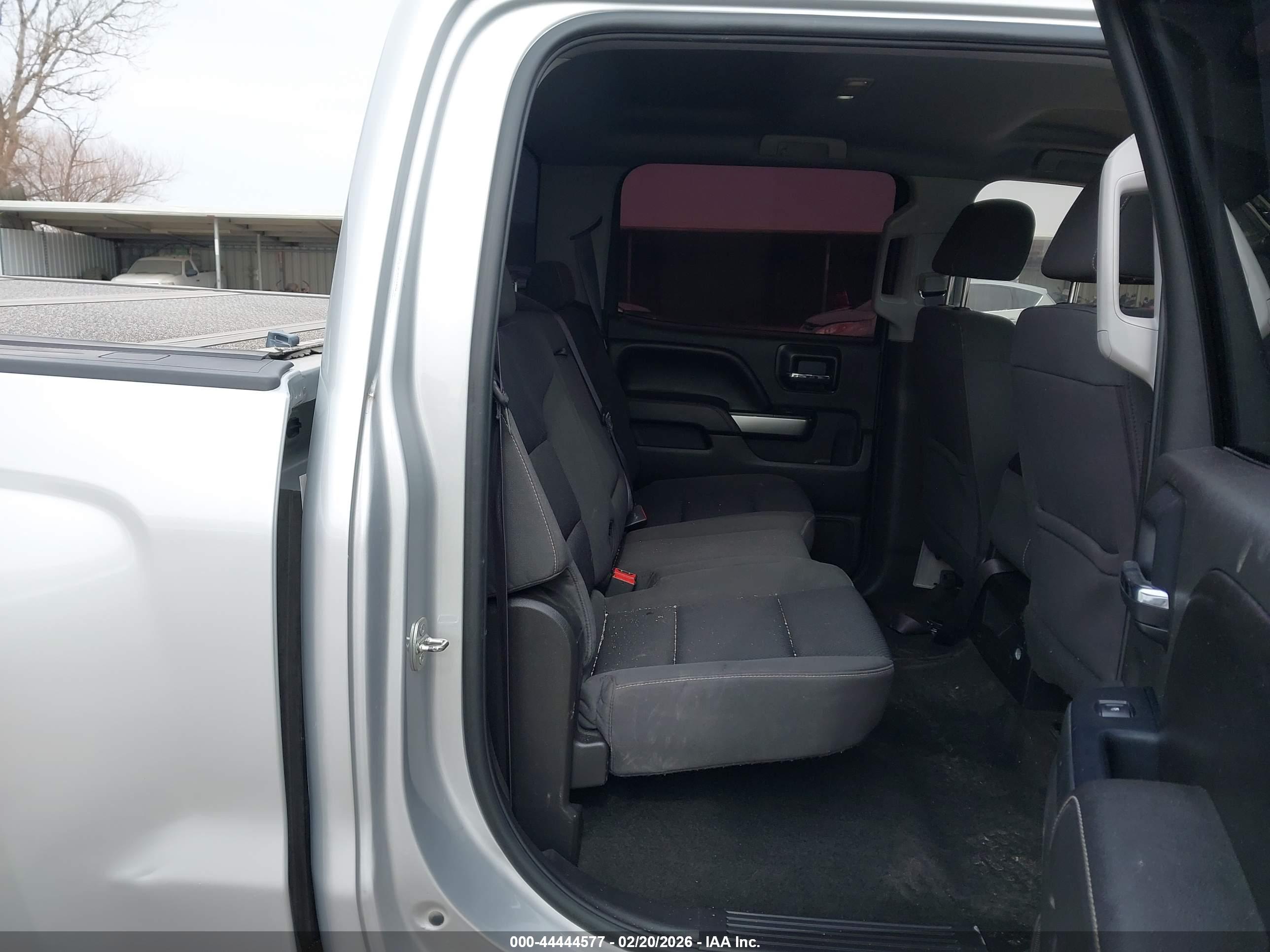 CHEVROLET SILVERADO image 8