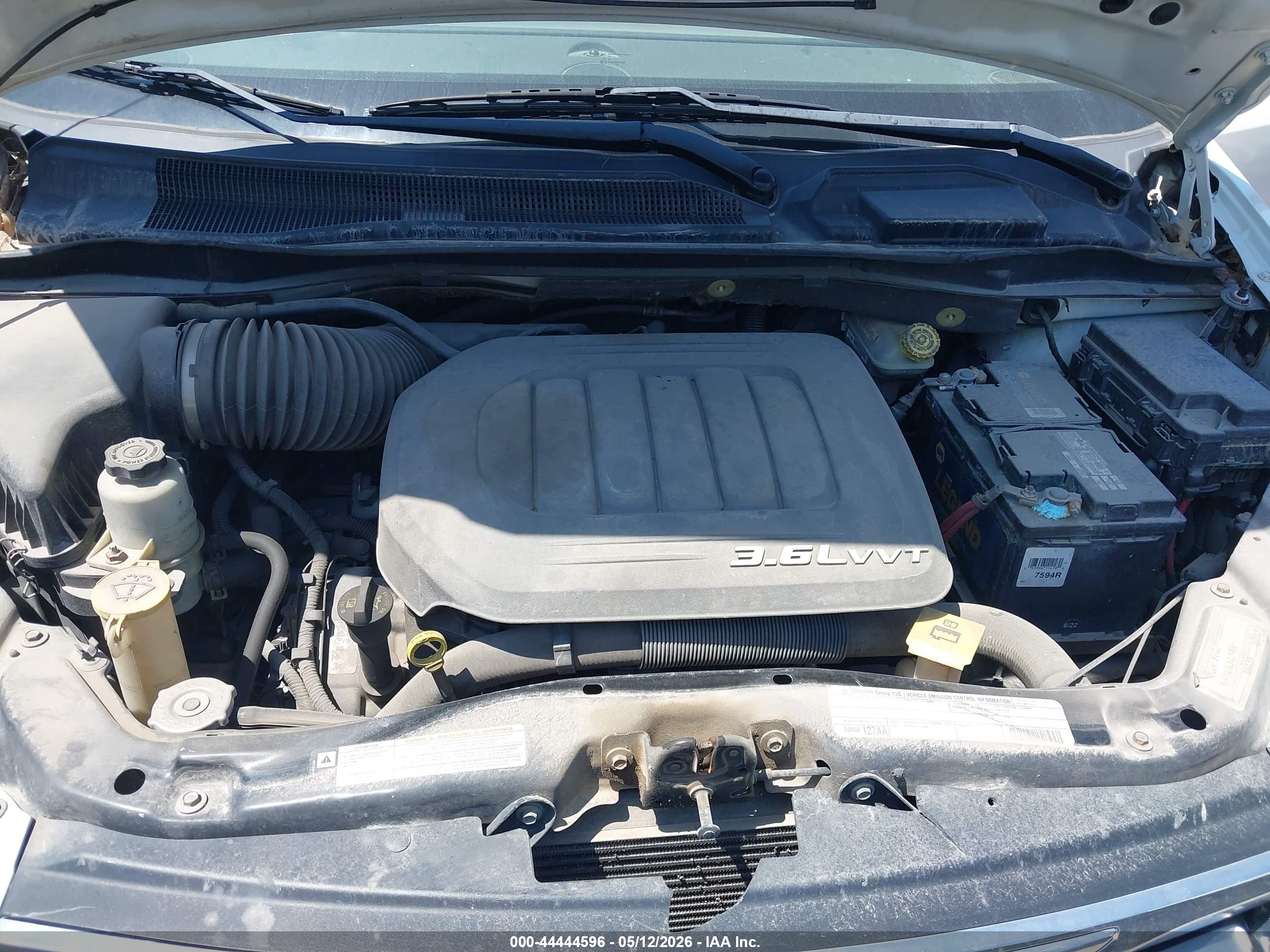 CHRYSLER TOWN image 10