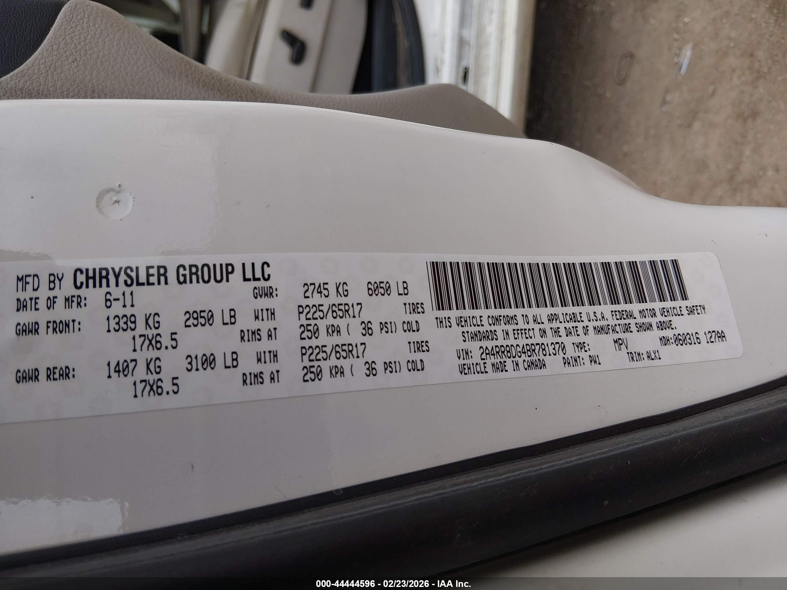 CHRYSLER TOWN image 9