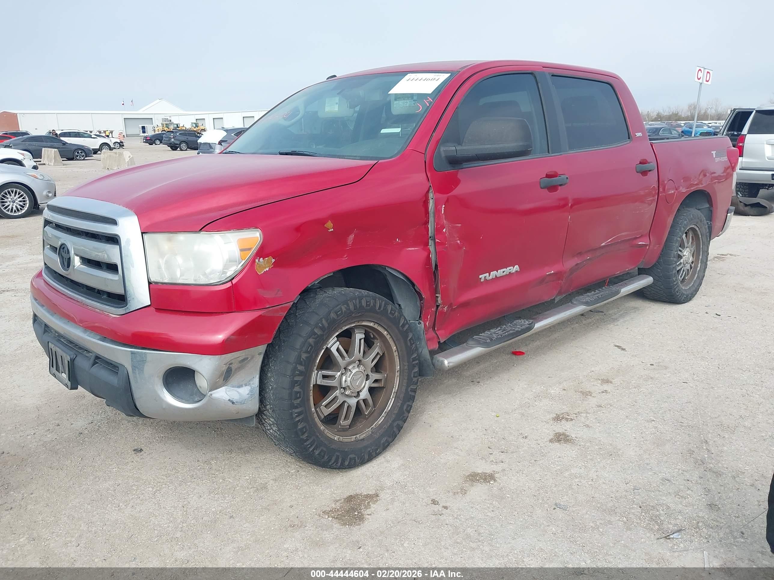 TOYOTA TUNDRA image 2
