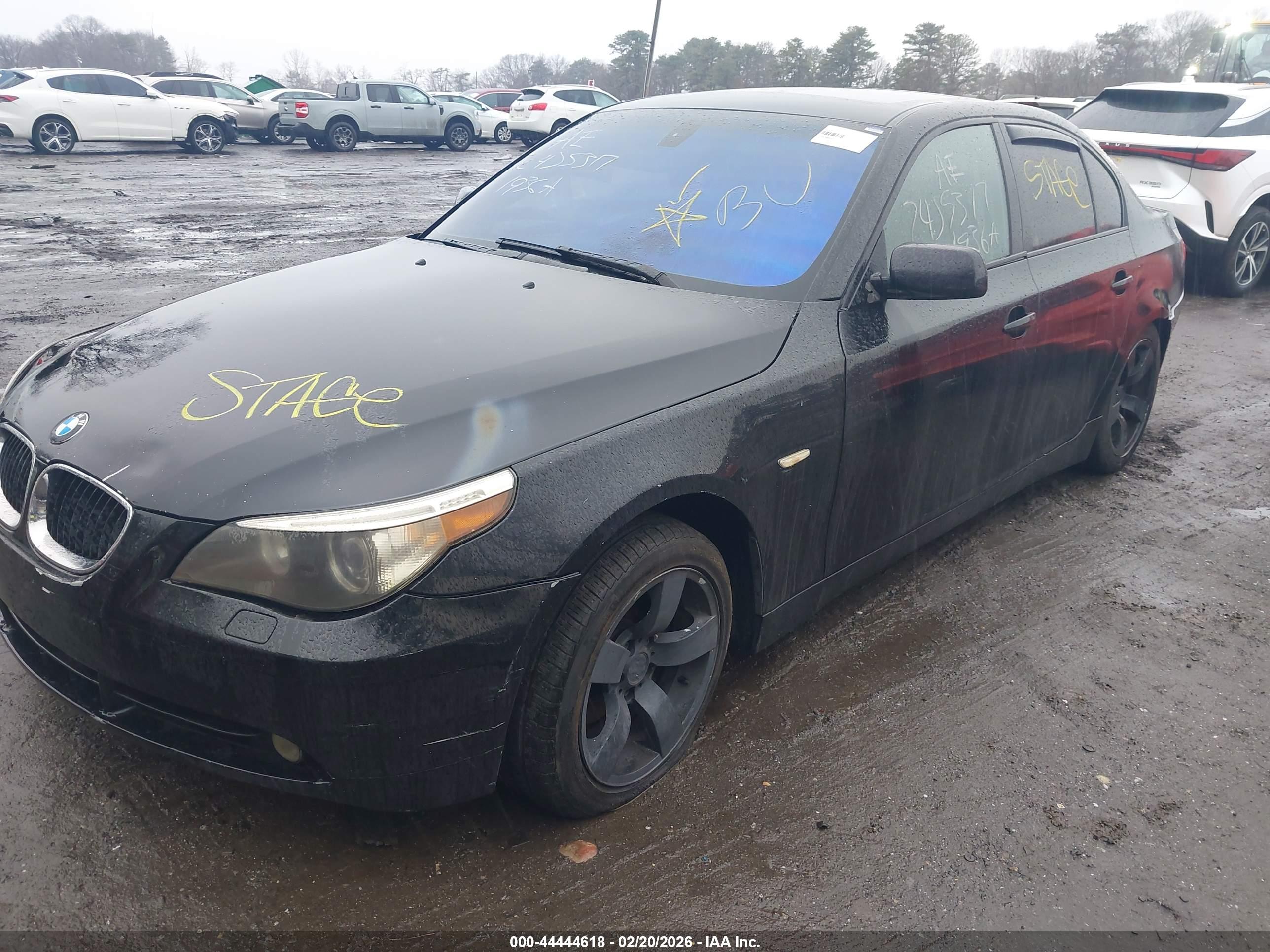 BMW 525I image 2