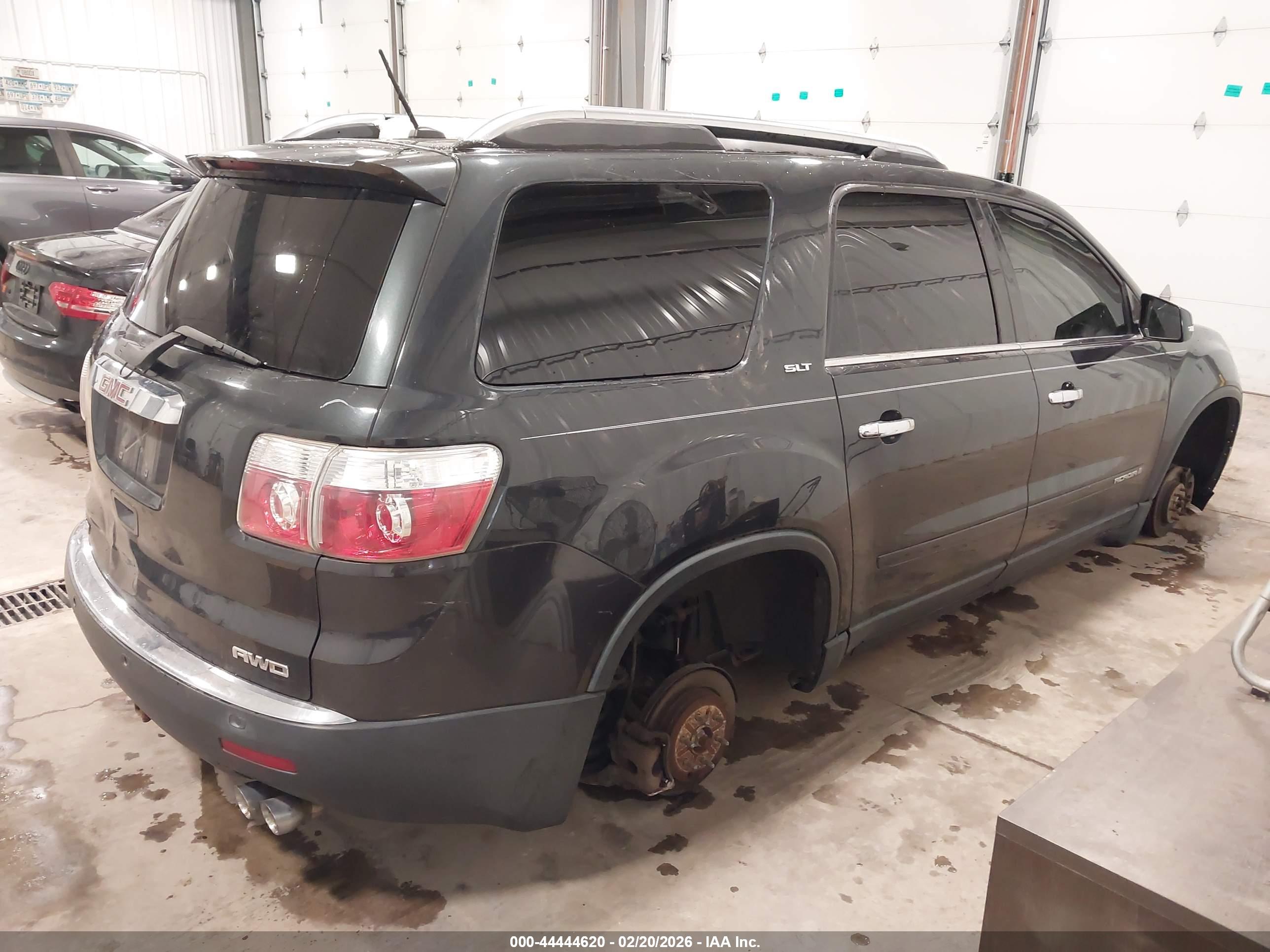 GMC ACADIA image 4