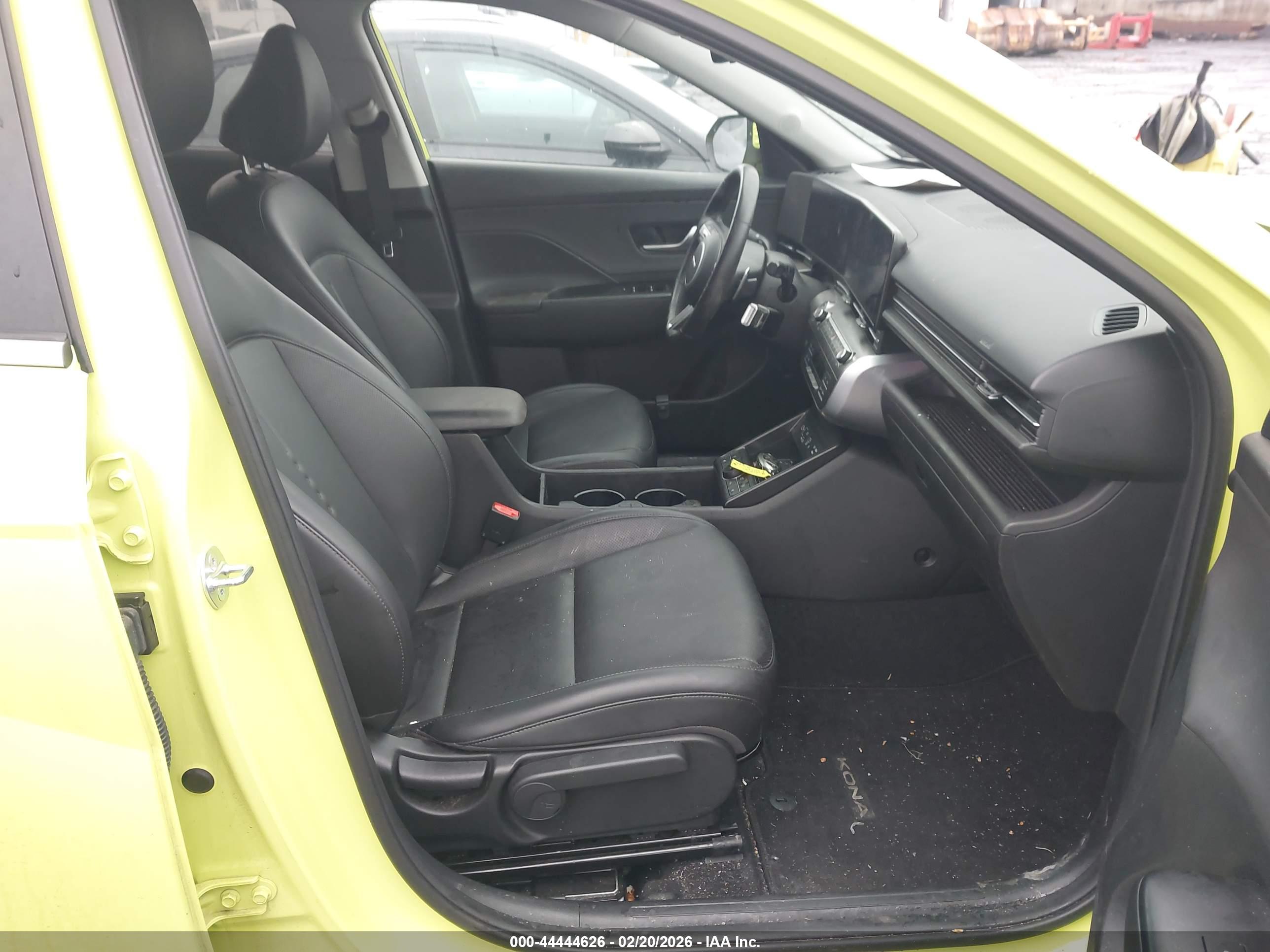 HYUNDAI KONA image 5