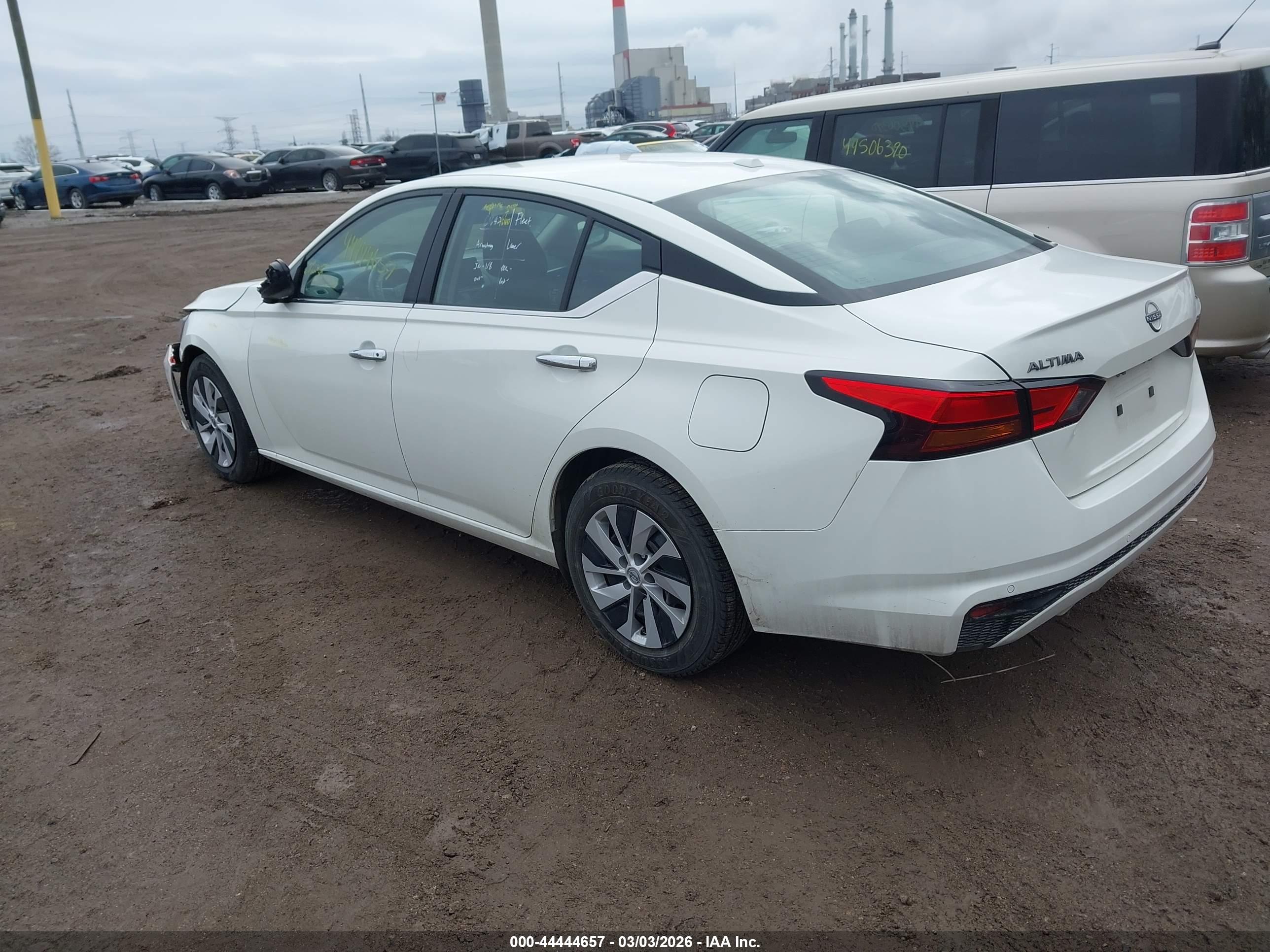 NISSAN ALTIMA image 3