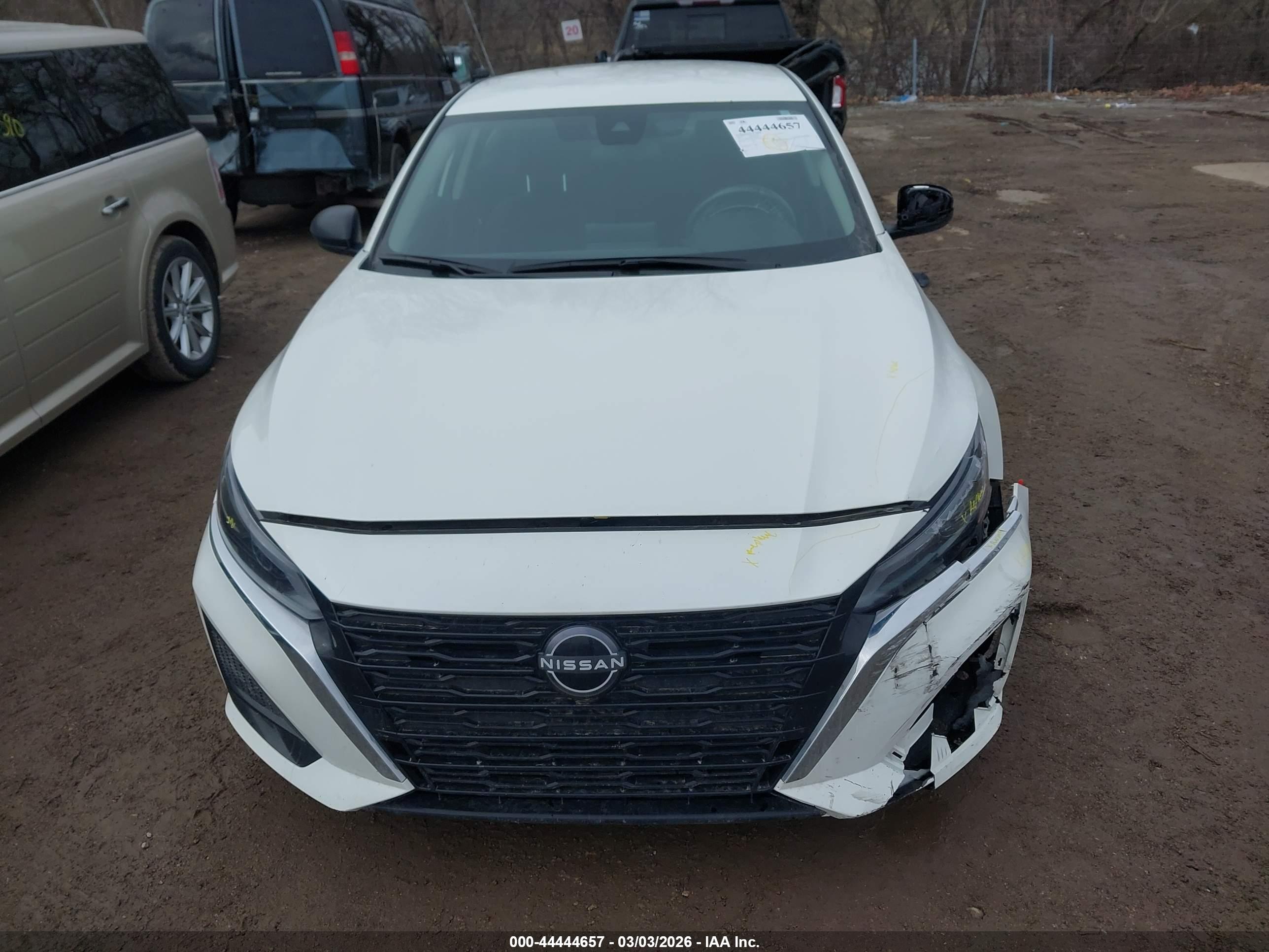 NISSAN ALTIMA image 6