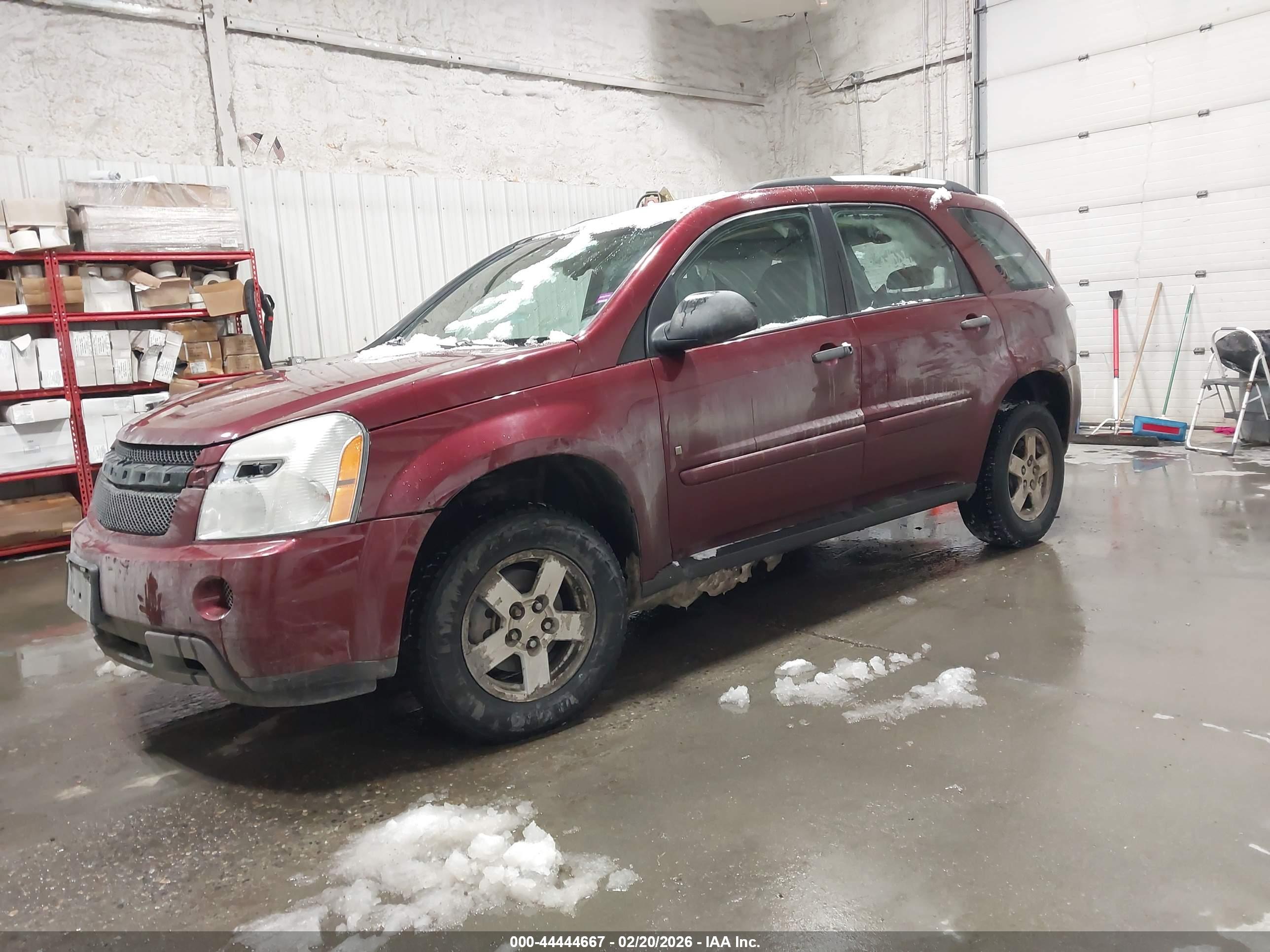 CHEVROLET EQUINOX image 2