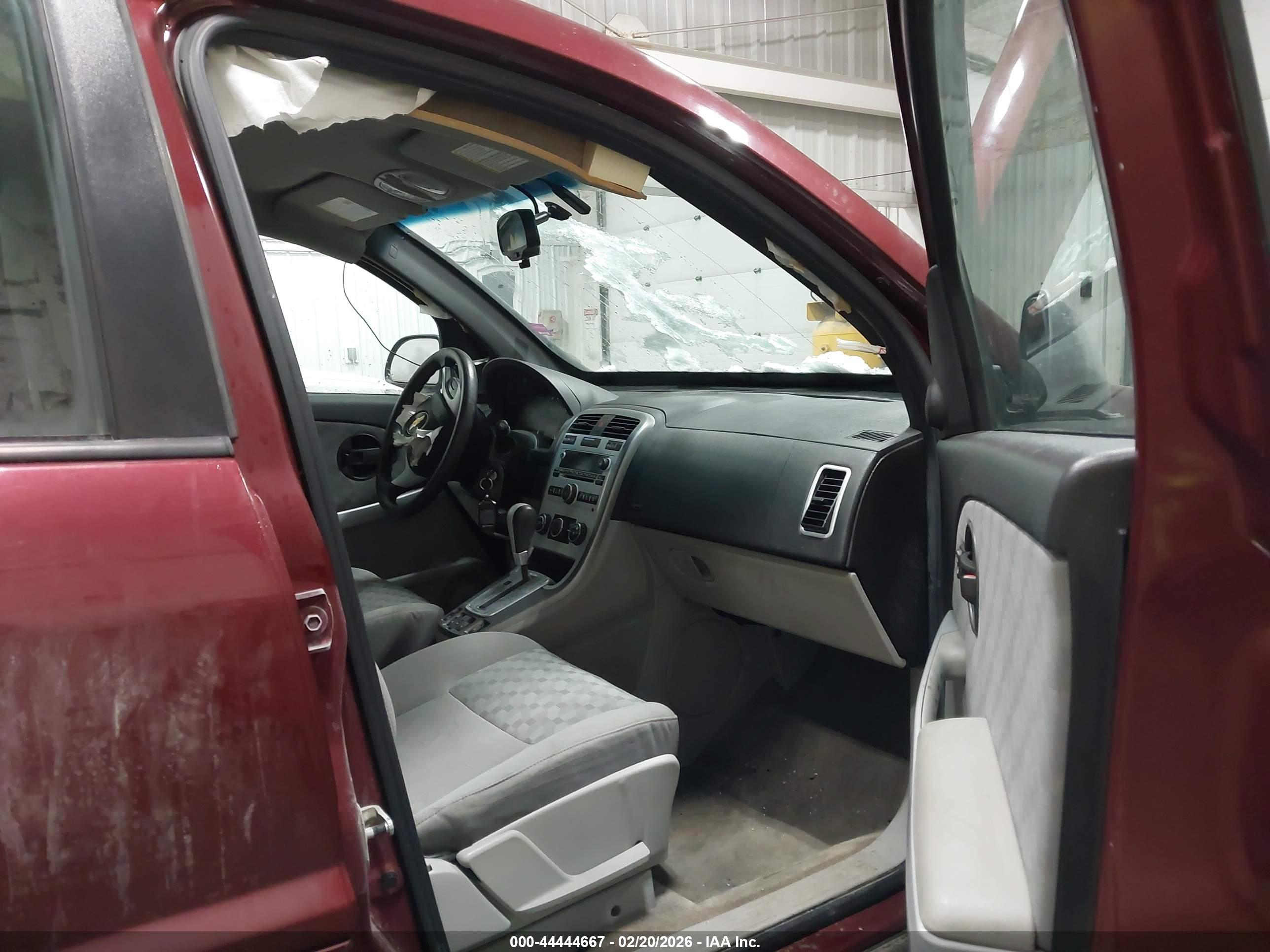 CHEVROLET EQUINOX image 5