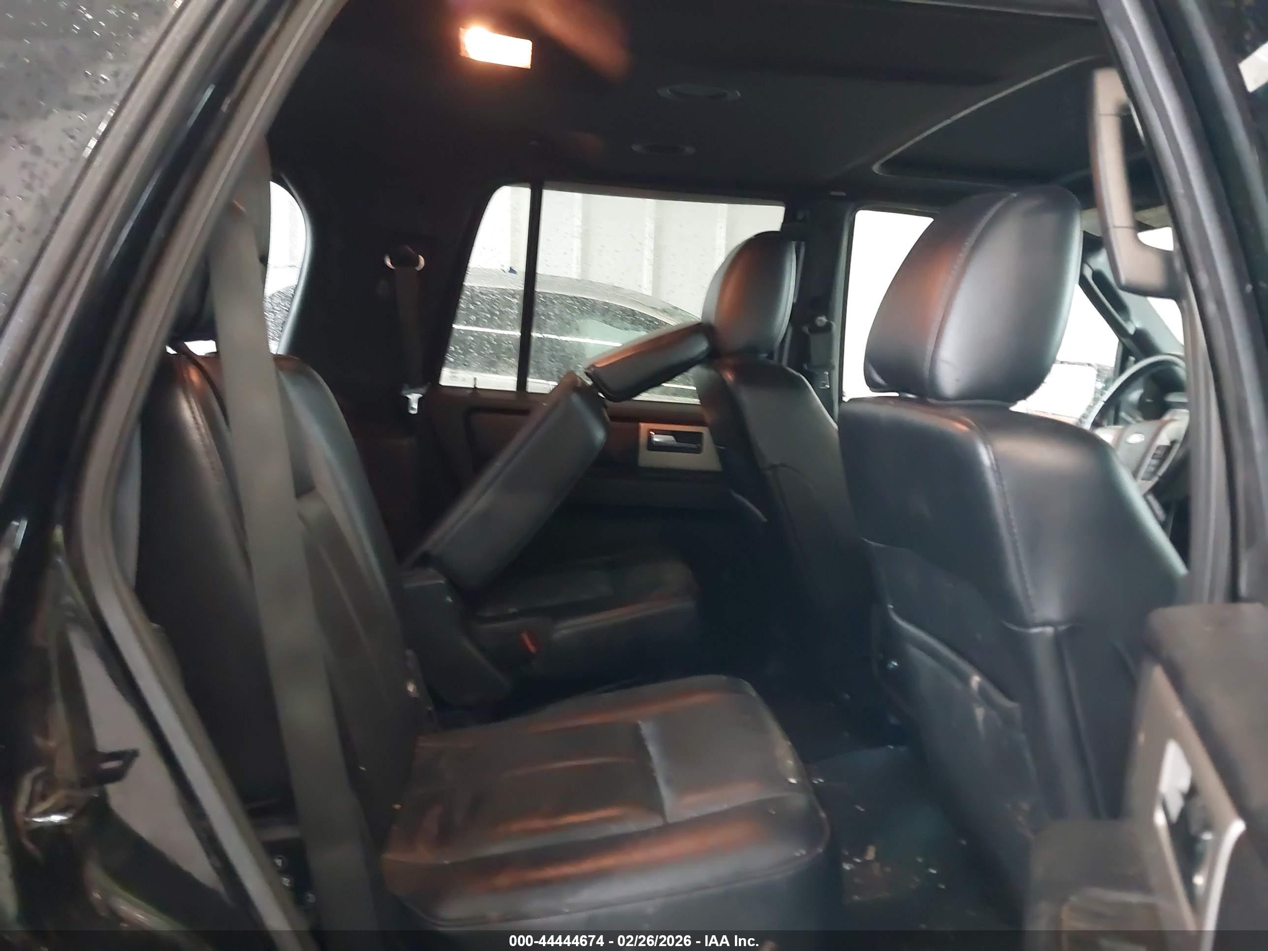 FORD EXPEDITION image 8