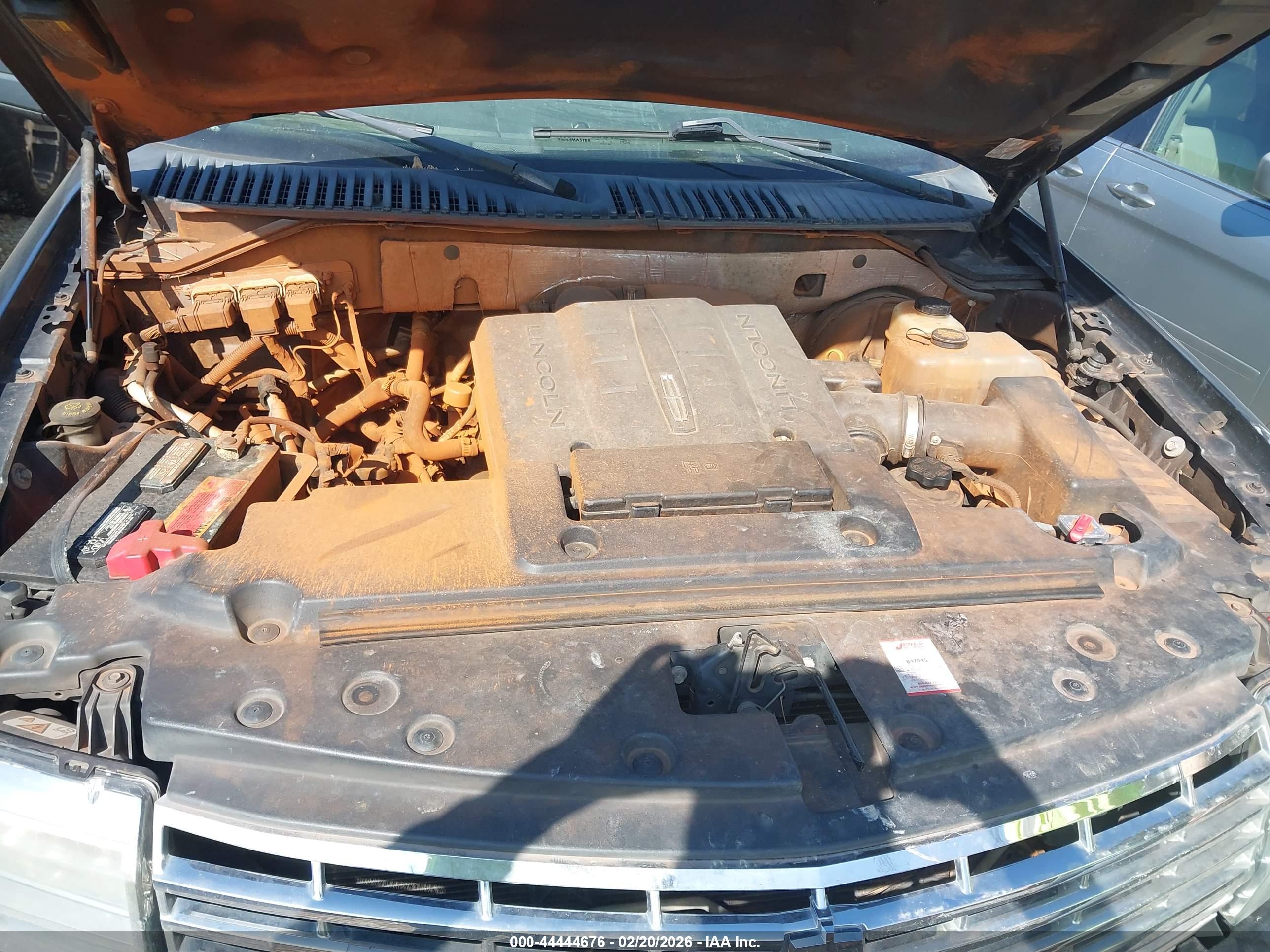 LINCOLN NAVIGATOR image 10