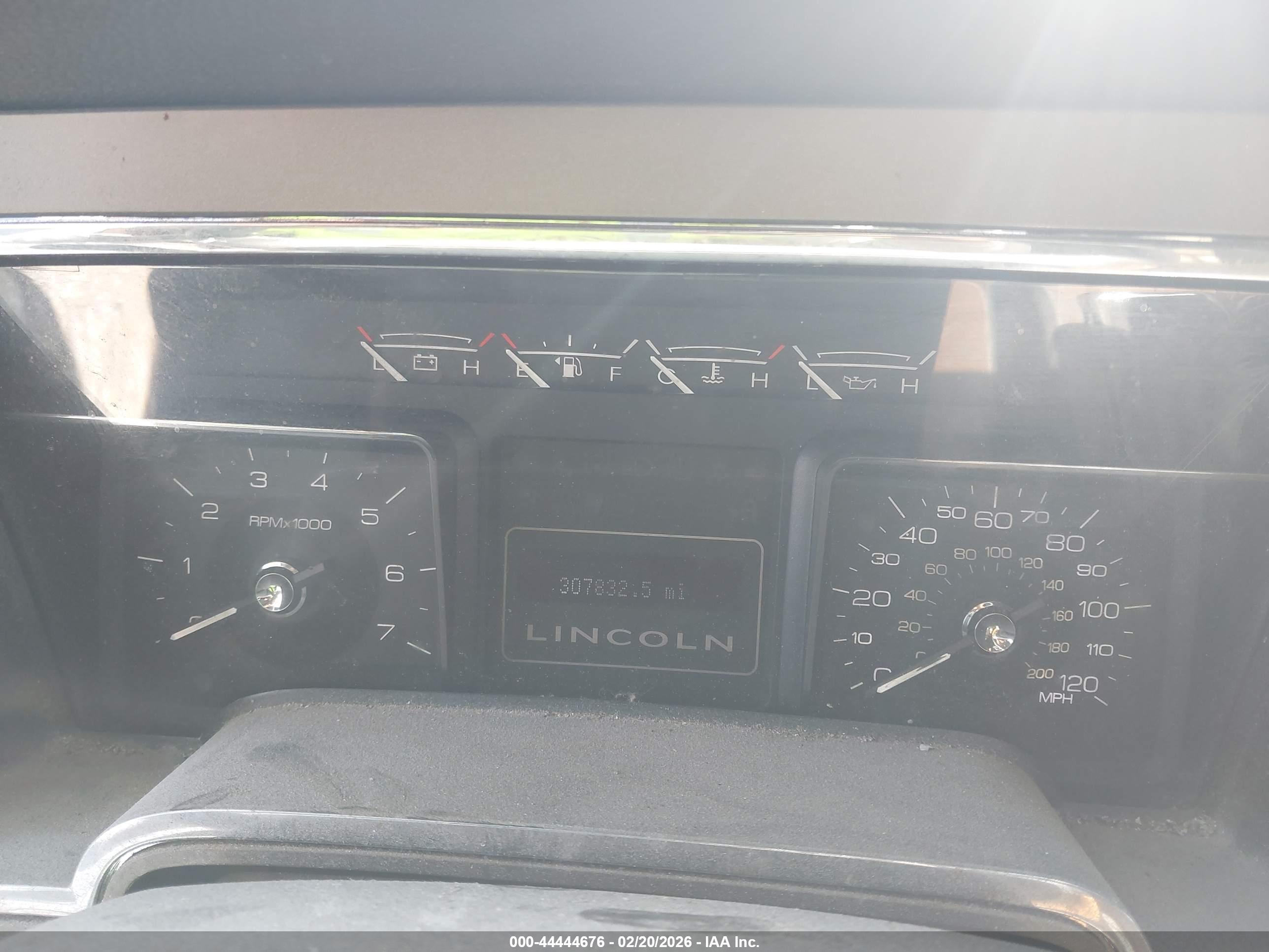 LINCOLN NAVIGATOR image 7