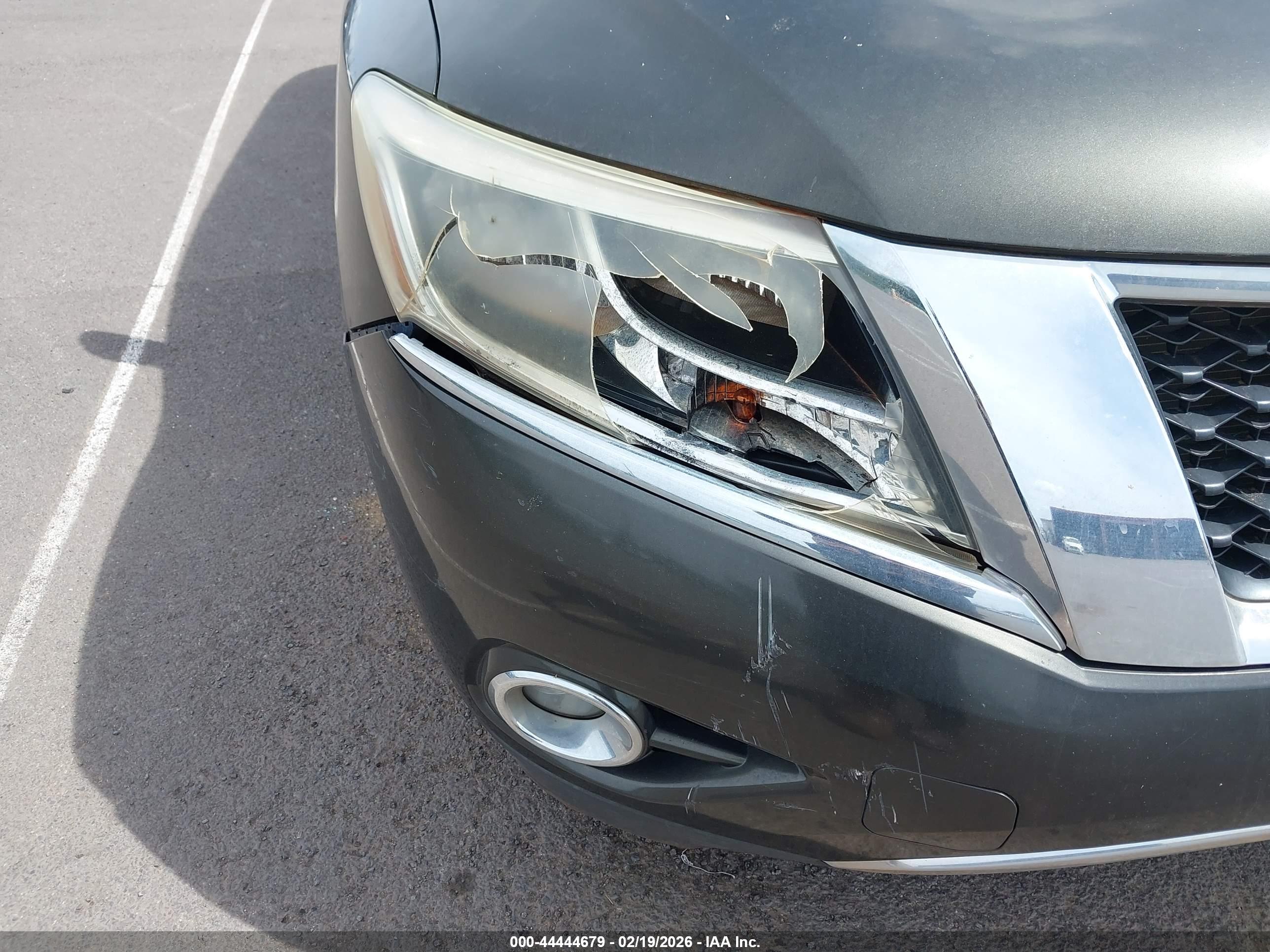 NISSAN PATHFINDER image 6