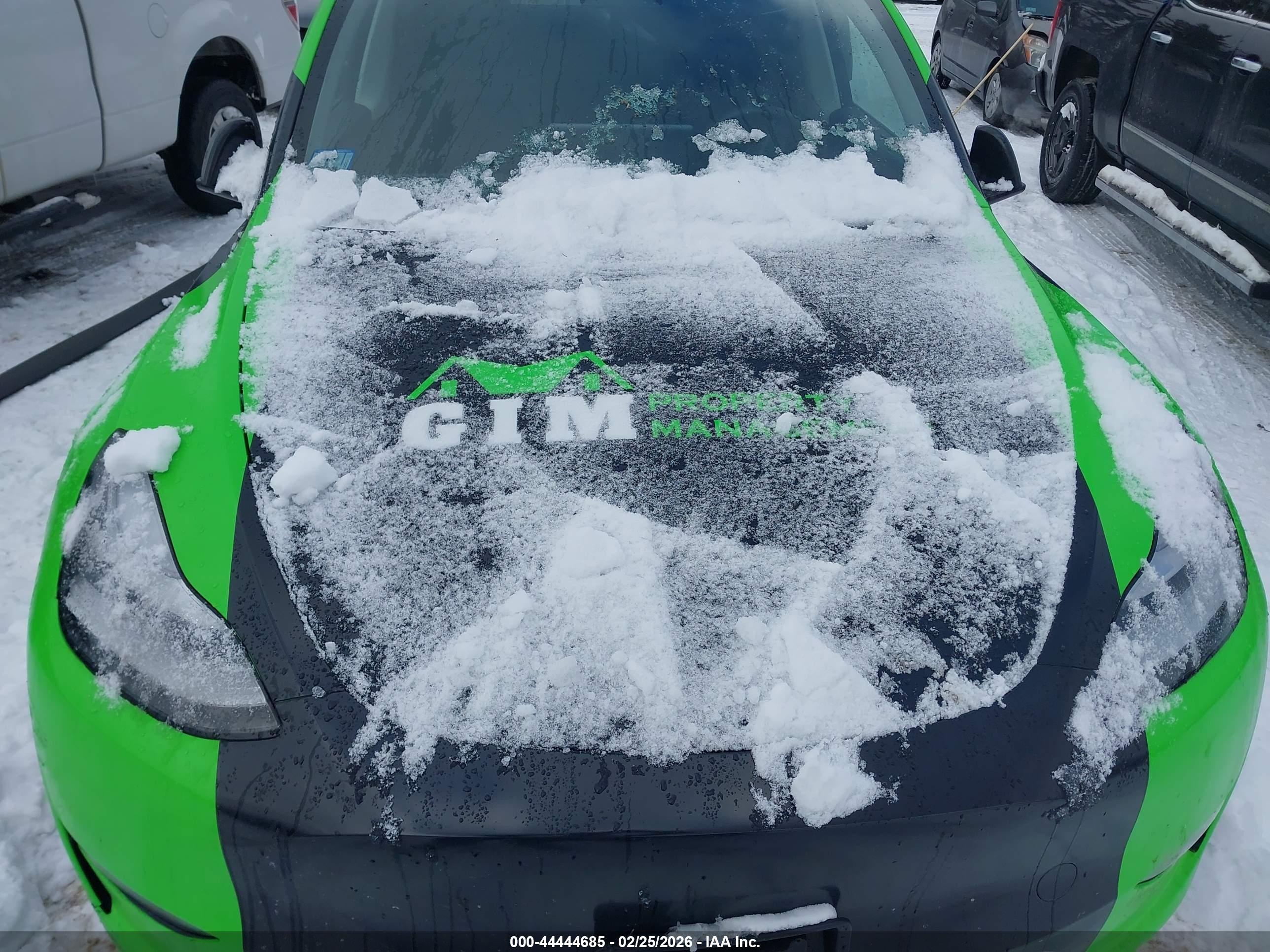 TESLA MODEL image 10