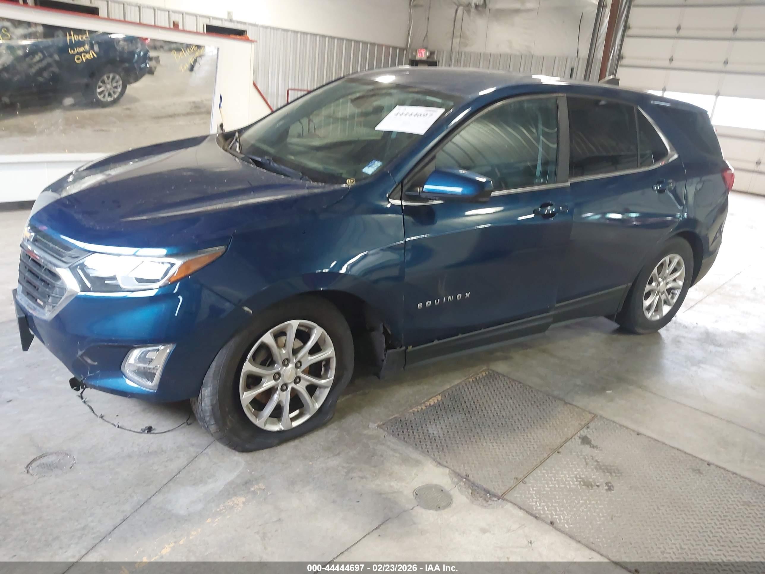 CHEVROLET EQUINOX image 2