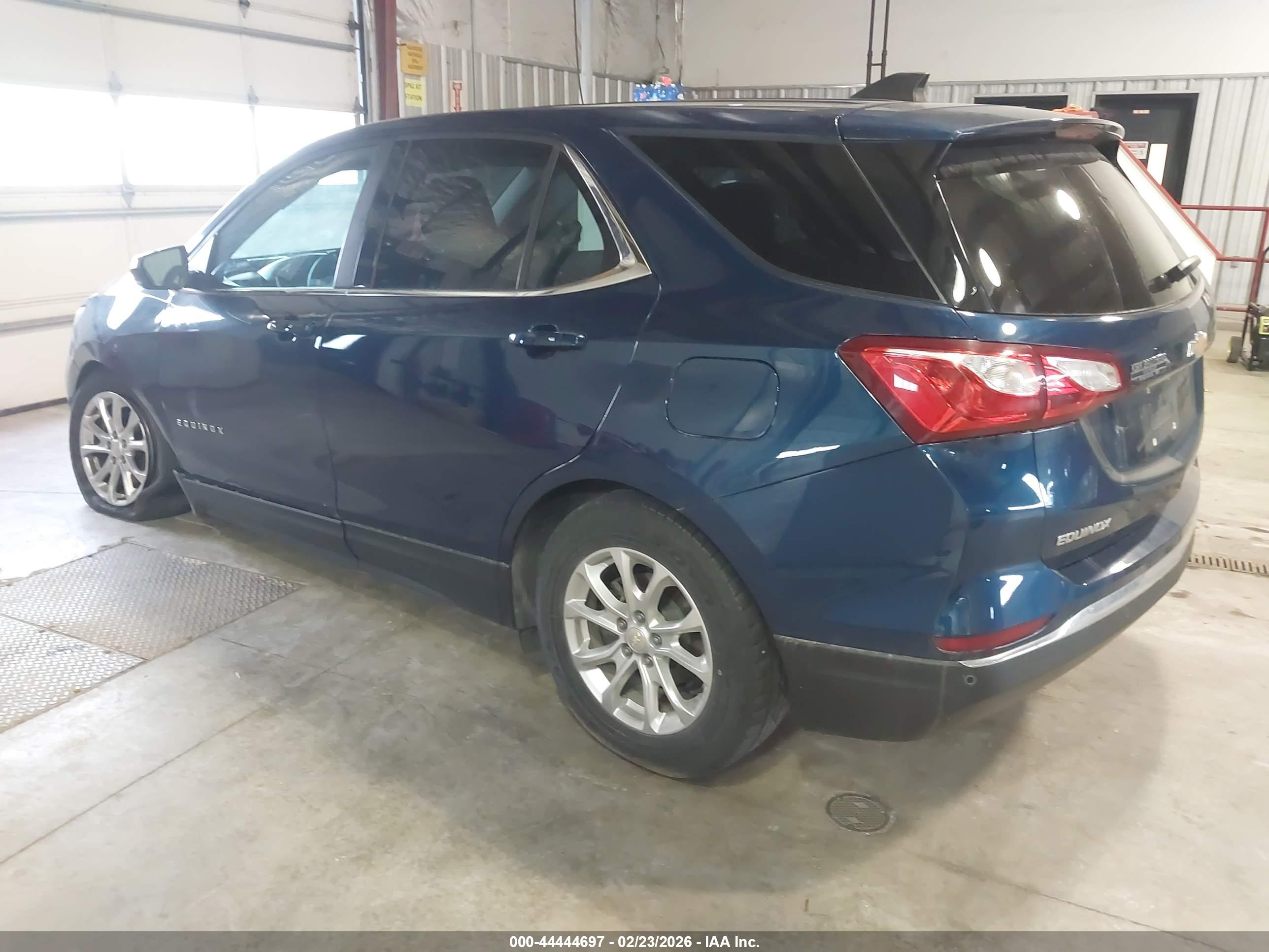 CHEVROLET EQUINOX image 3