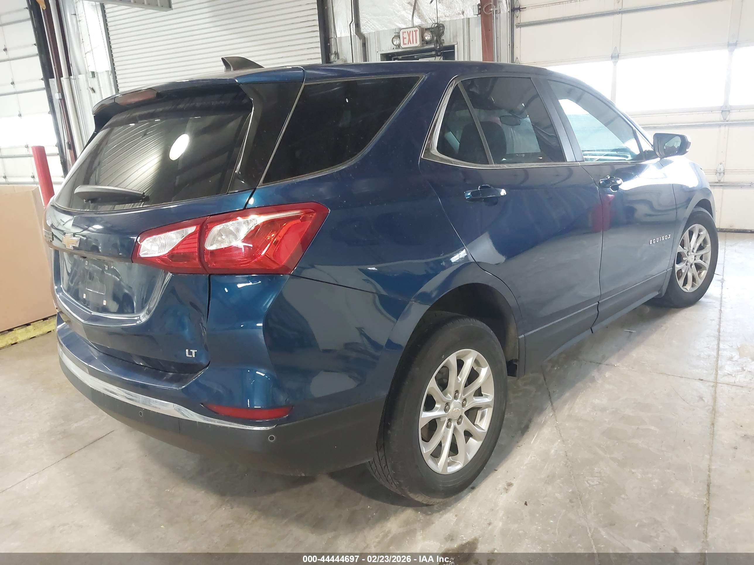 CHEVROLET EQUINOX image 4
