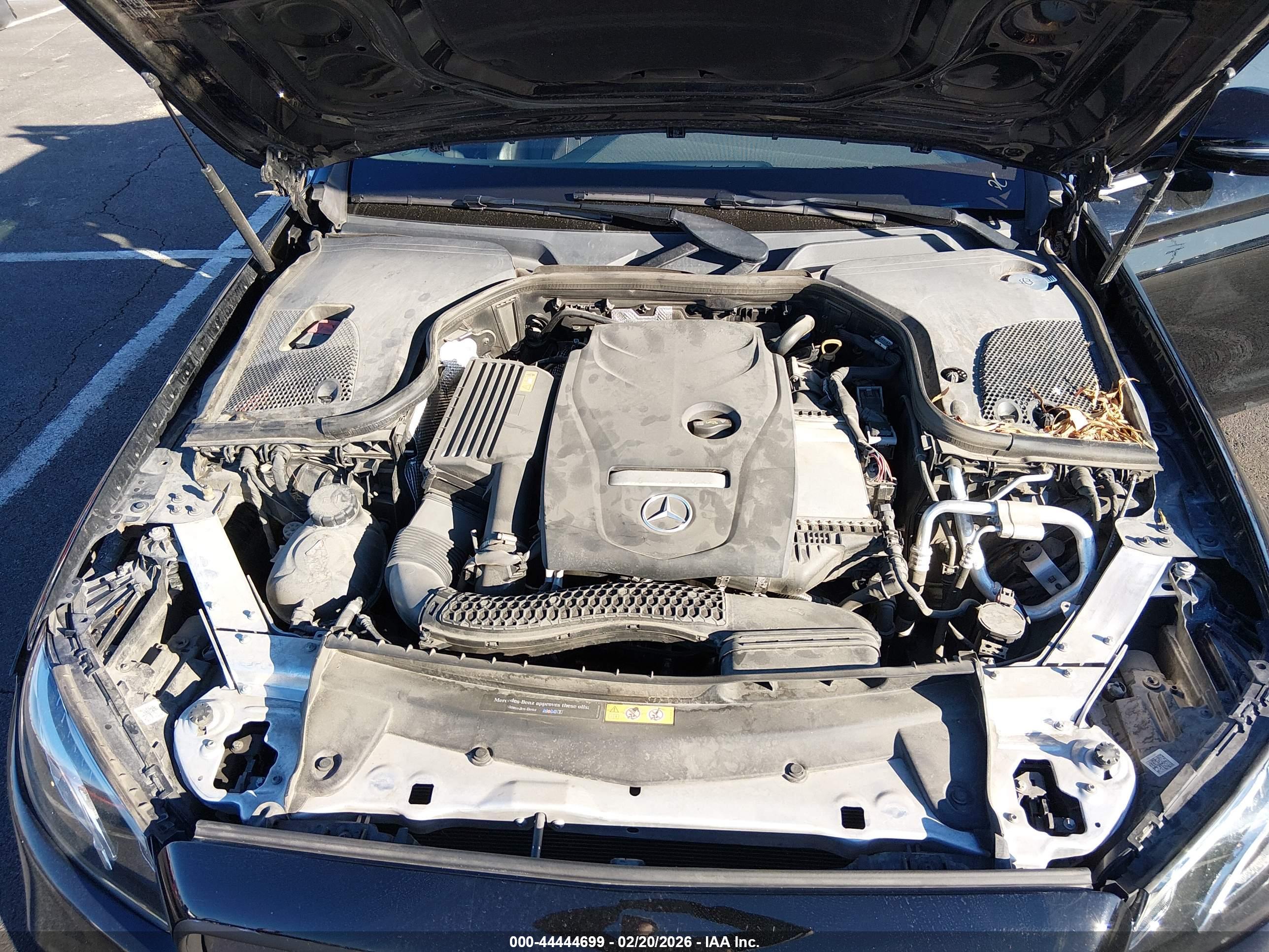 MERCEDES-BENZ E image 10