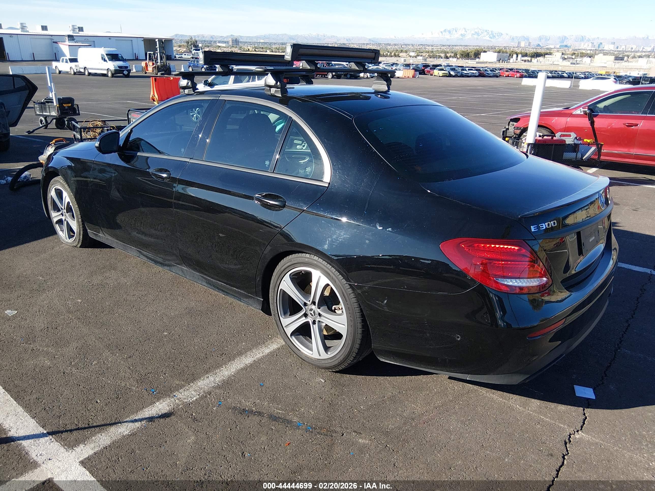 MERCEDES-BENZ E image 3
