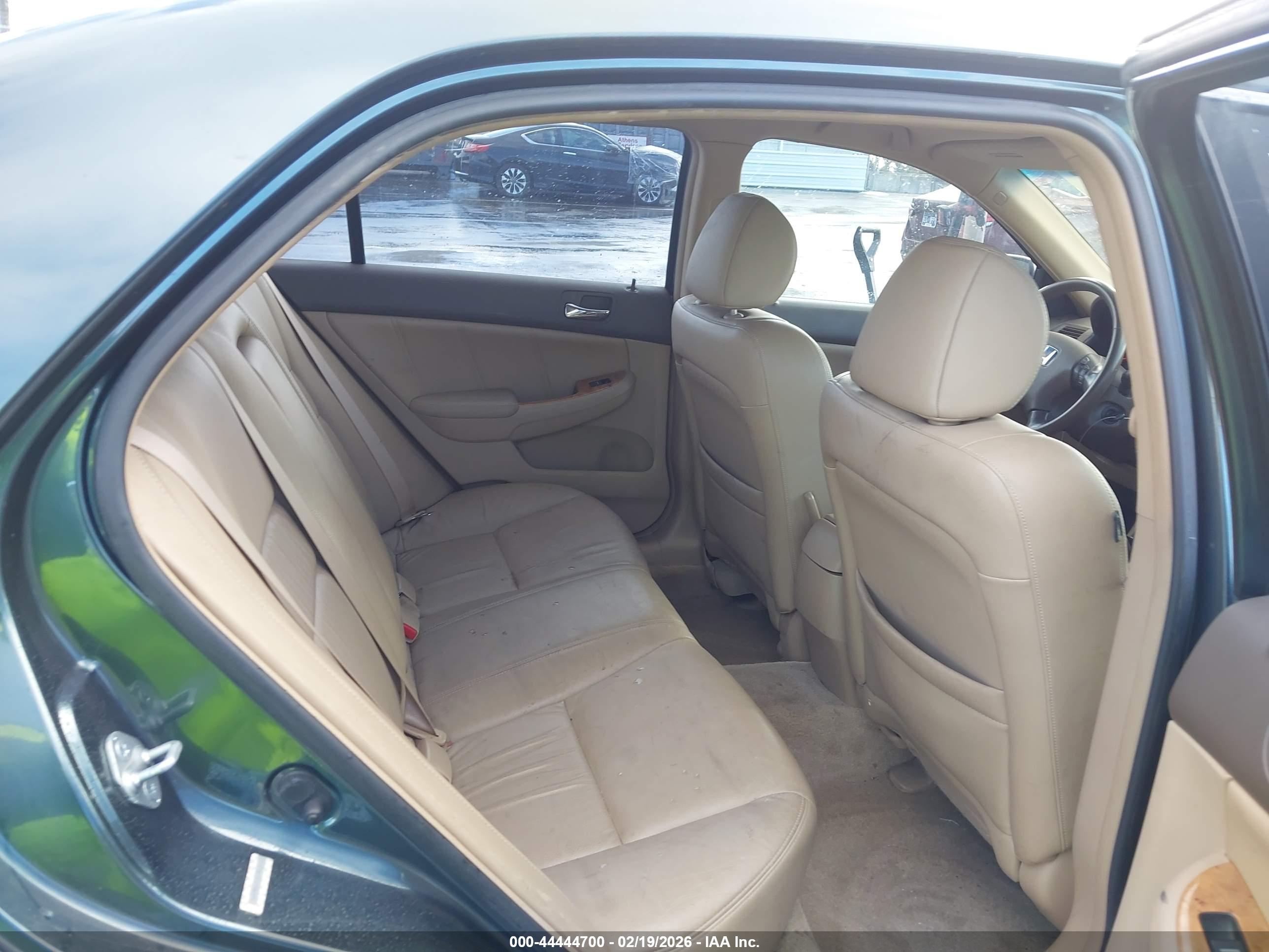 HONDA ACCORD image 8