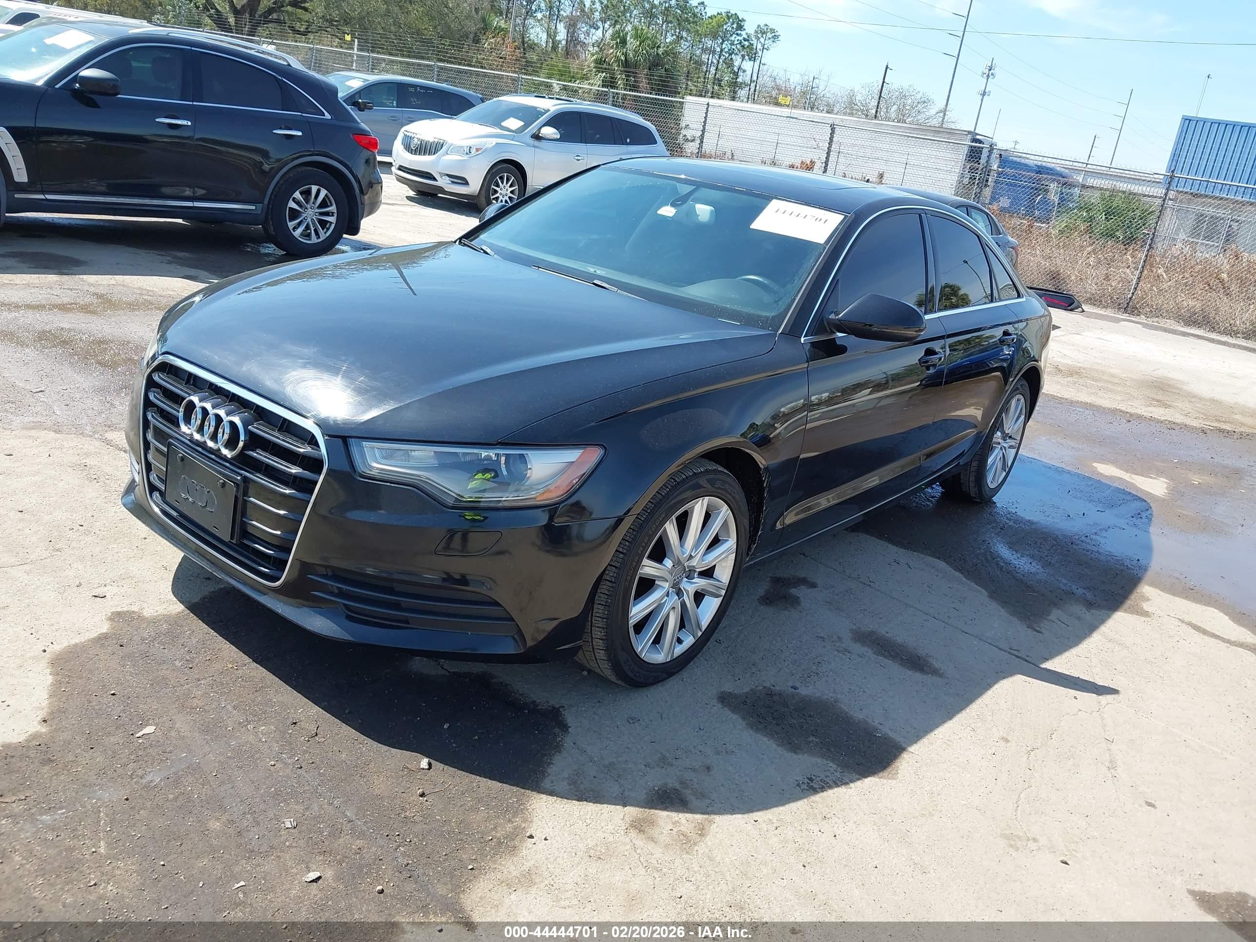 AUDI A6 image 2