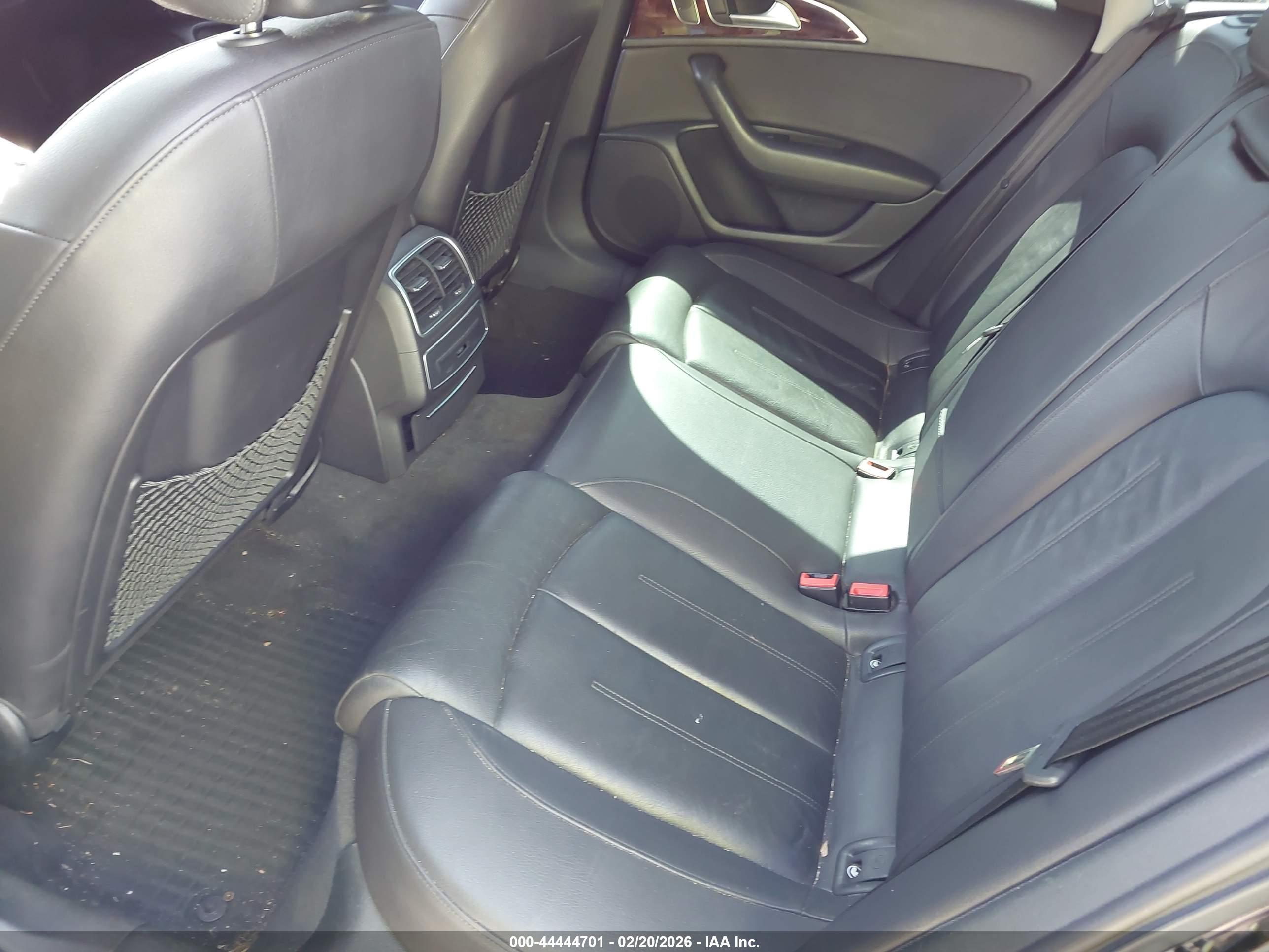 AUDI A6 image 8