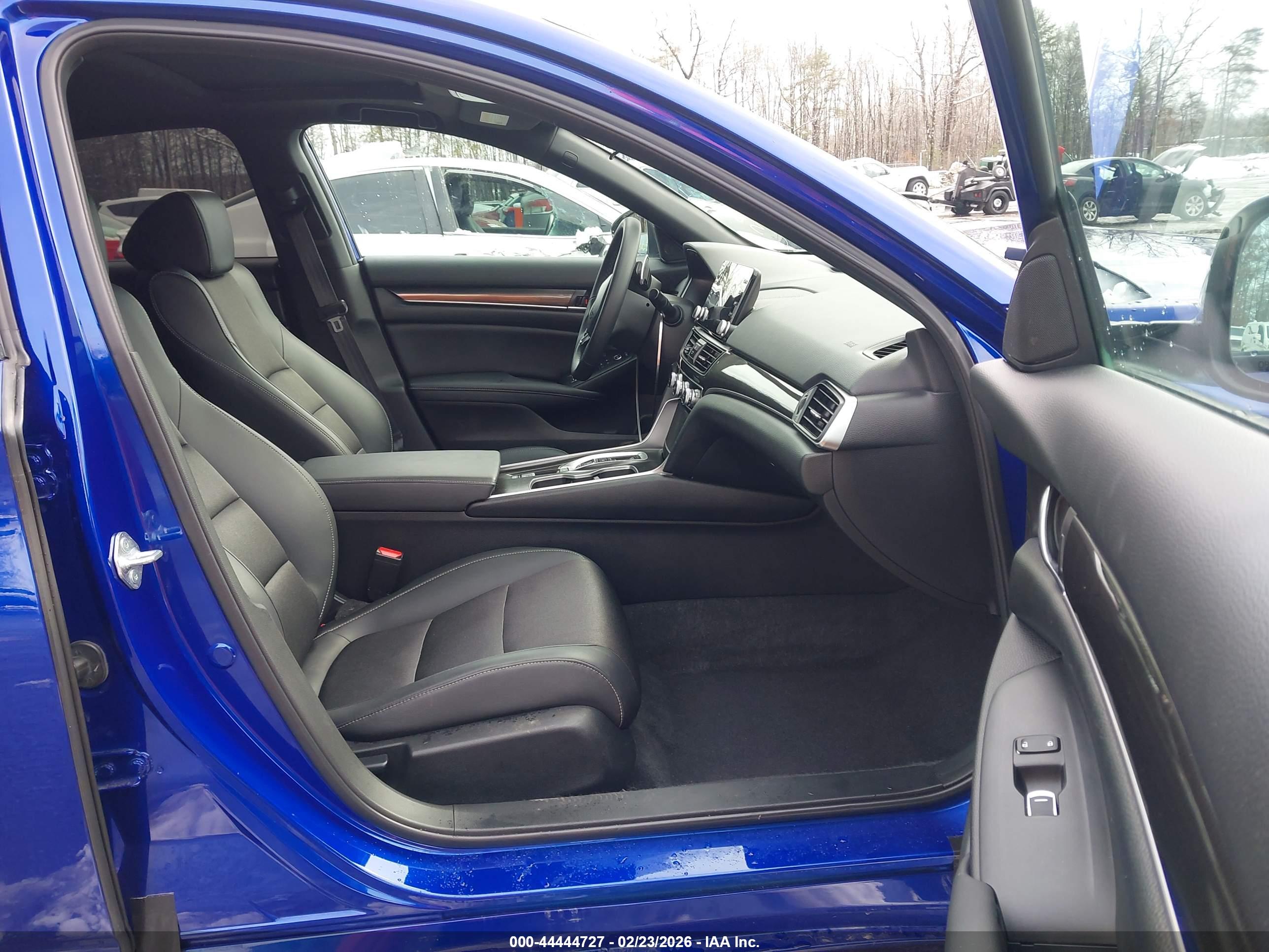HONDA ACCORD image 5