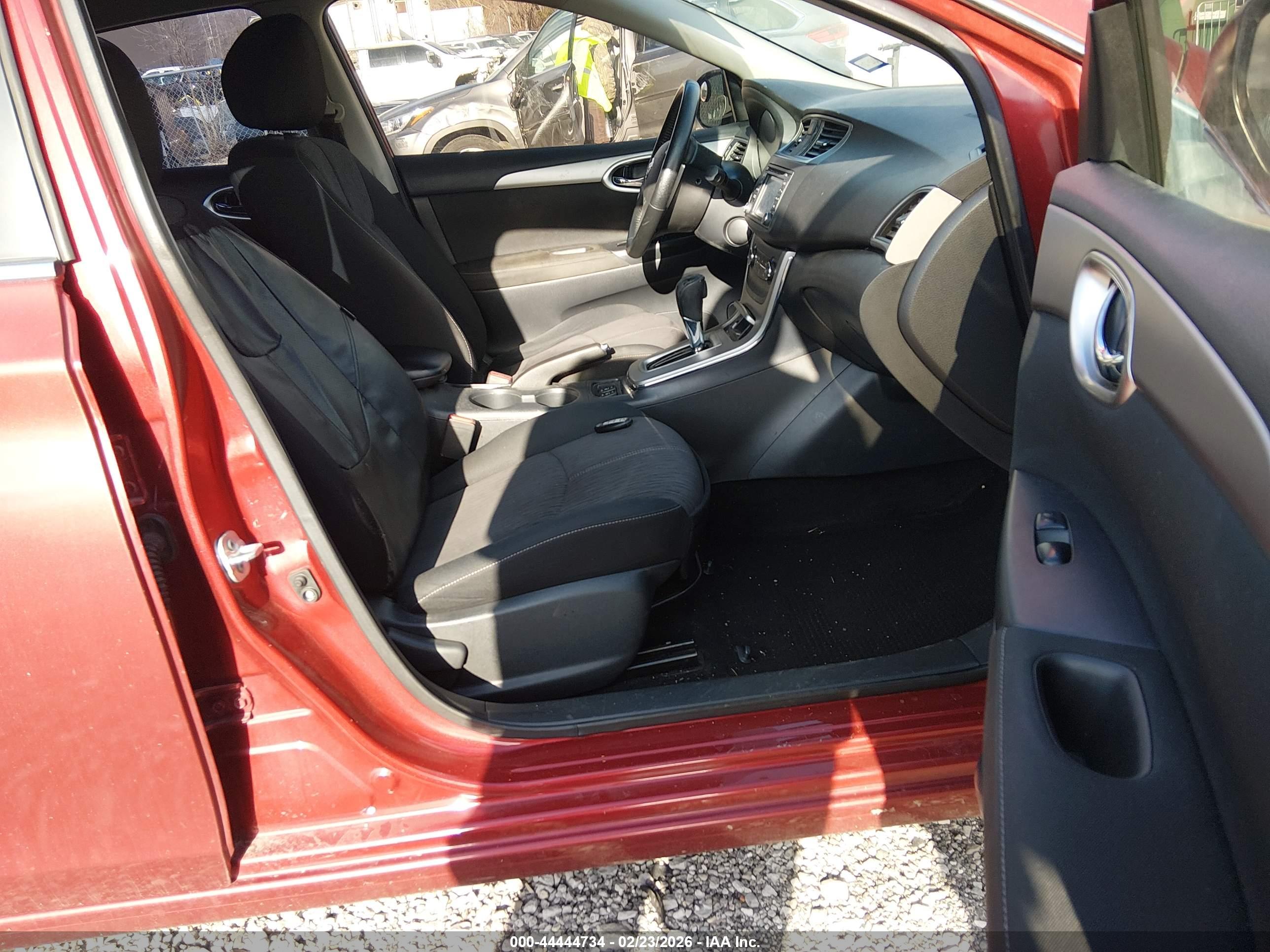 NISSAN SENTRA image 5