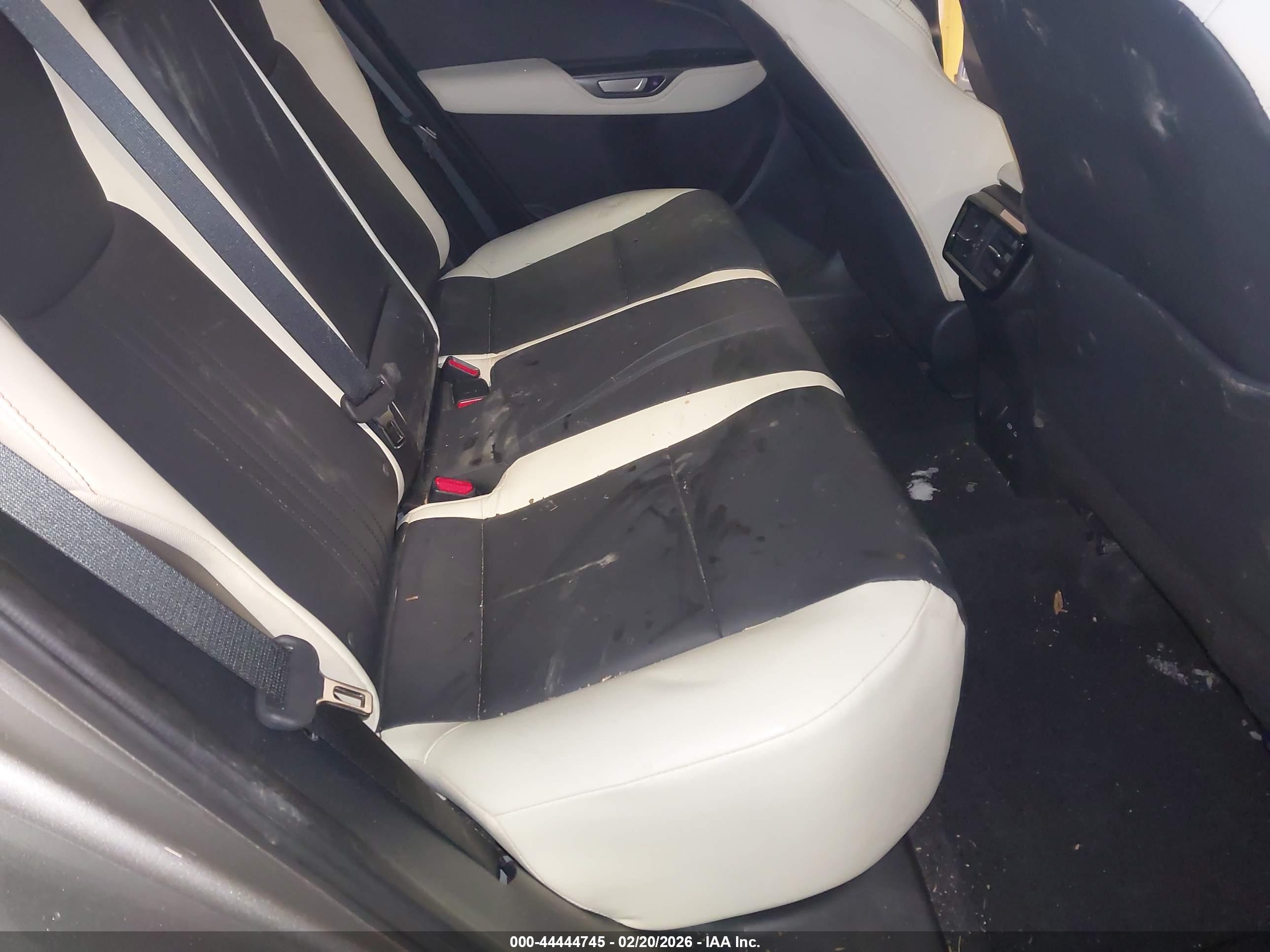LEXUS NX image 8
