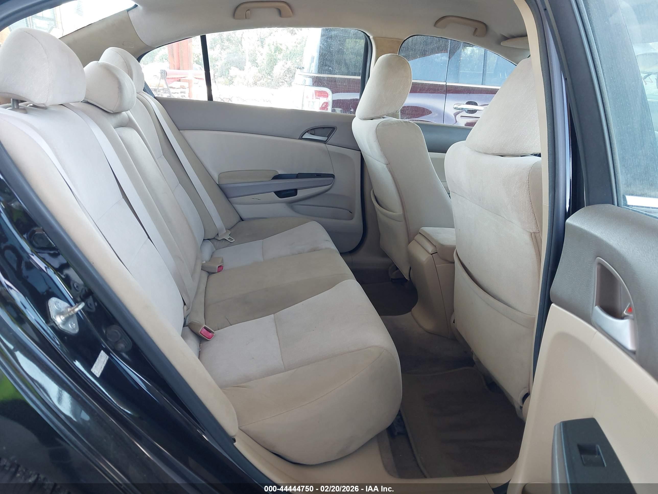 HONDA ACCORD image 8