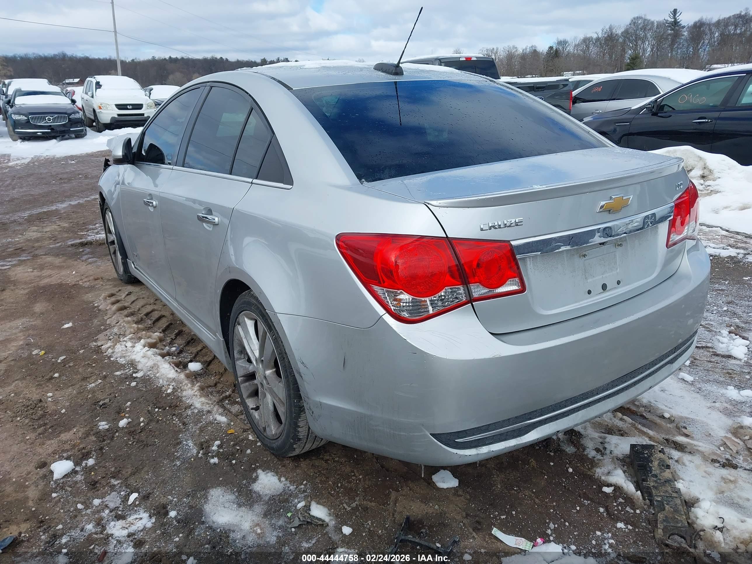 CHEVROLET CRUZE image 3