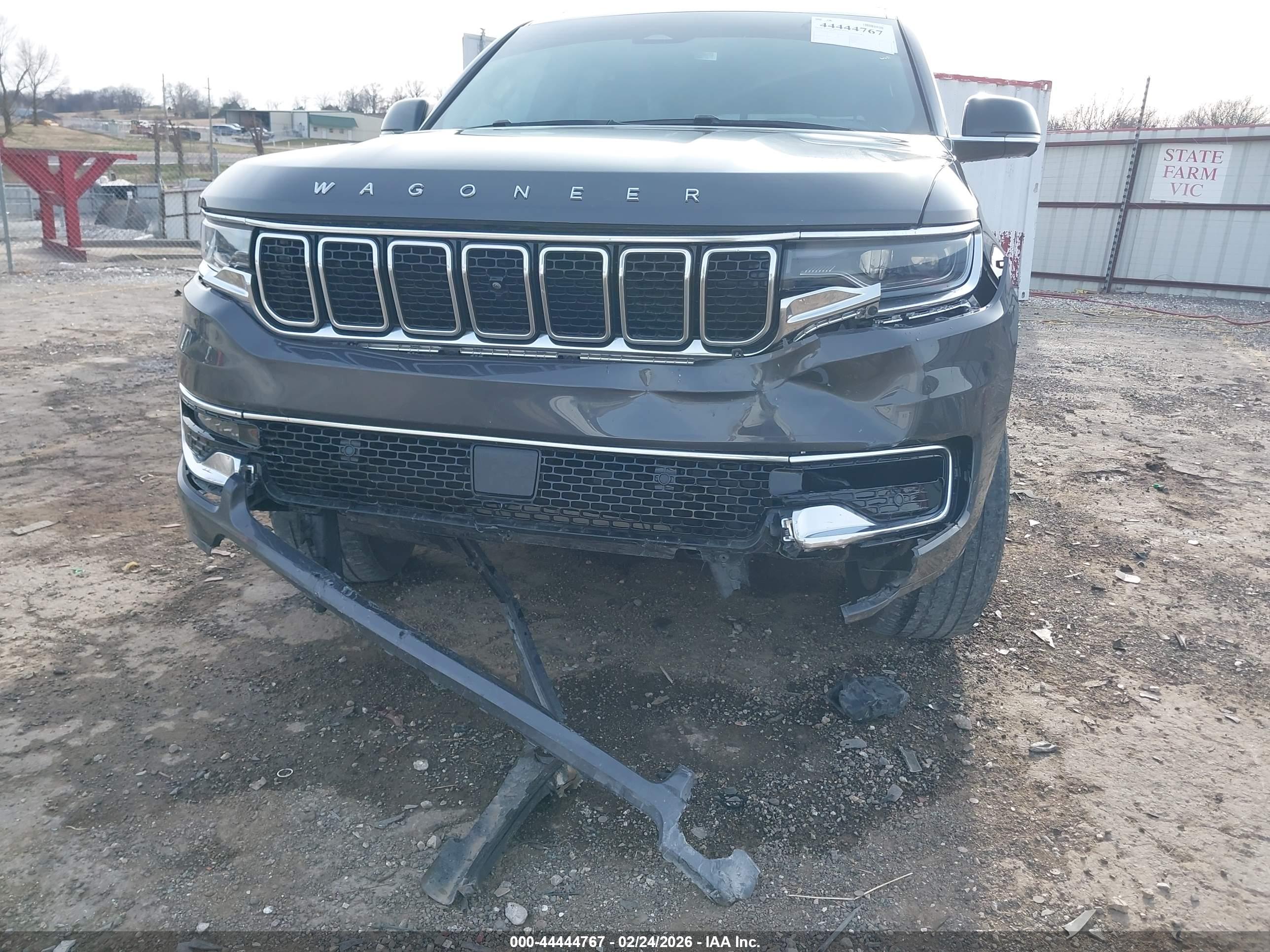 JEEP WAGONEER image 6