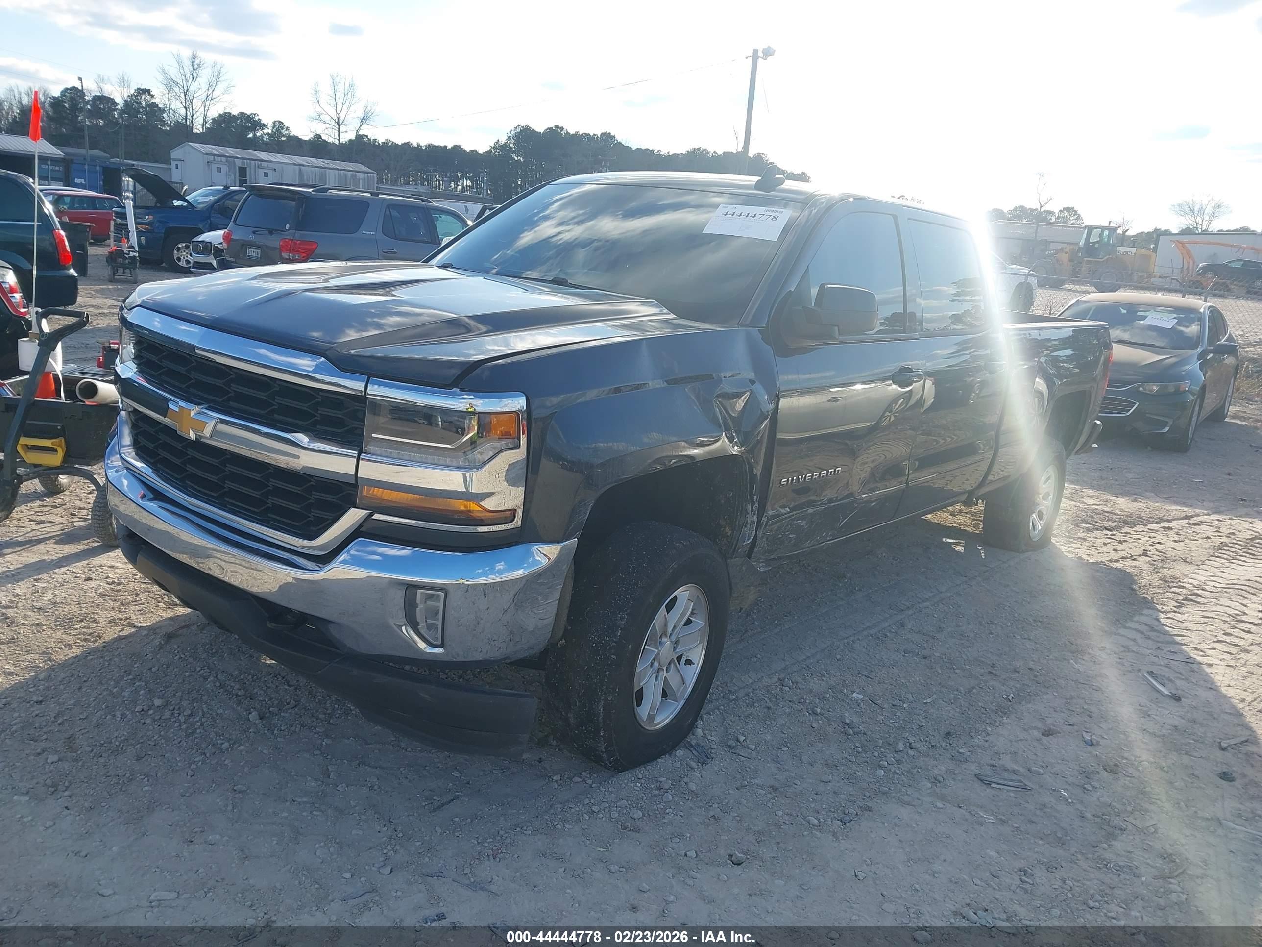 CHEVROLET SILVERADO image 2
