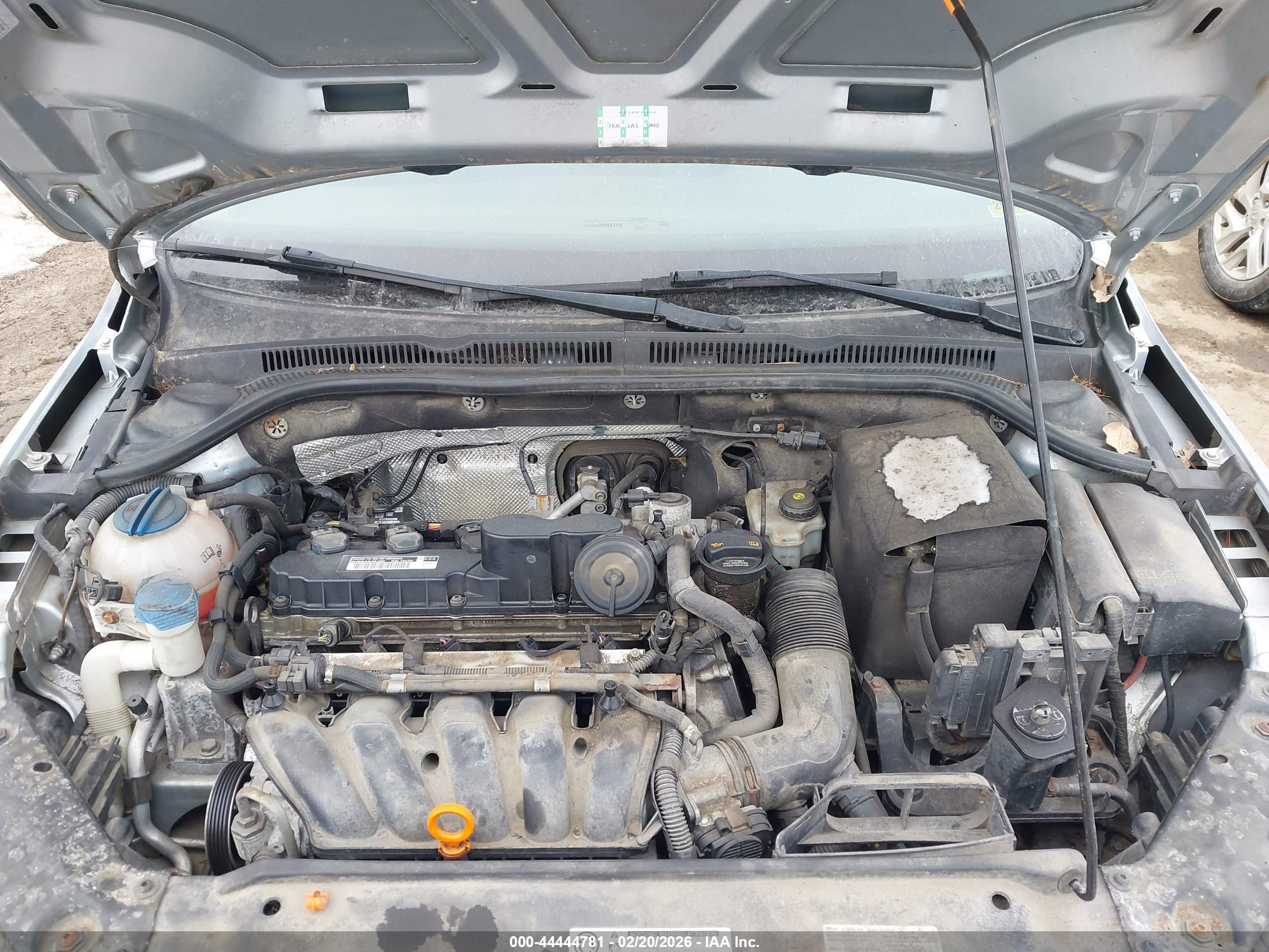 VOLKSWAGEN JETTA image 10